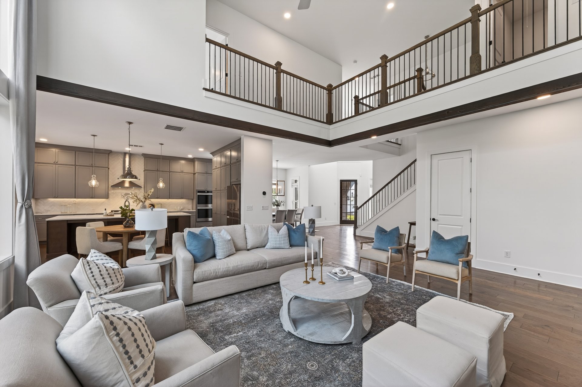1011 Ridgeview Road