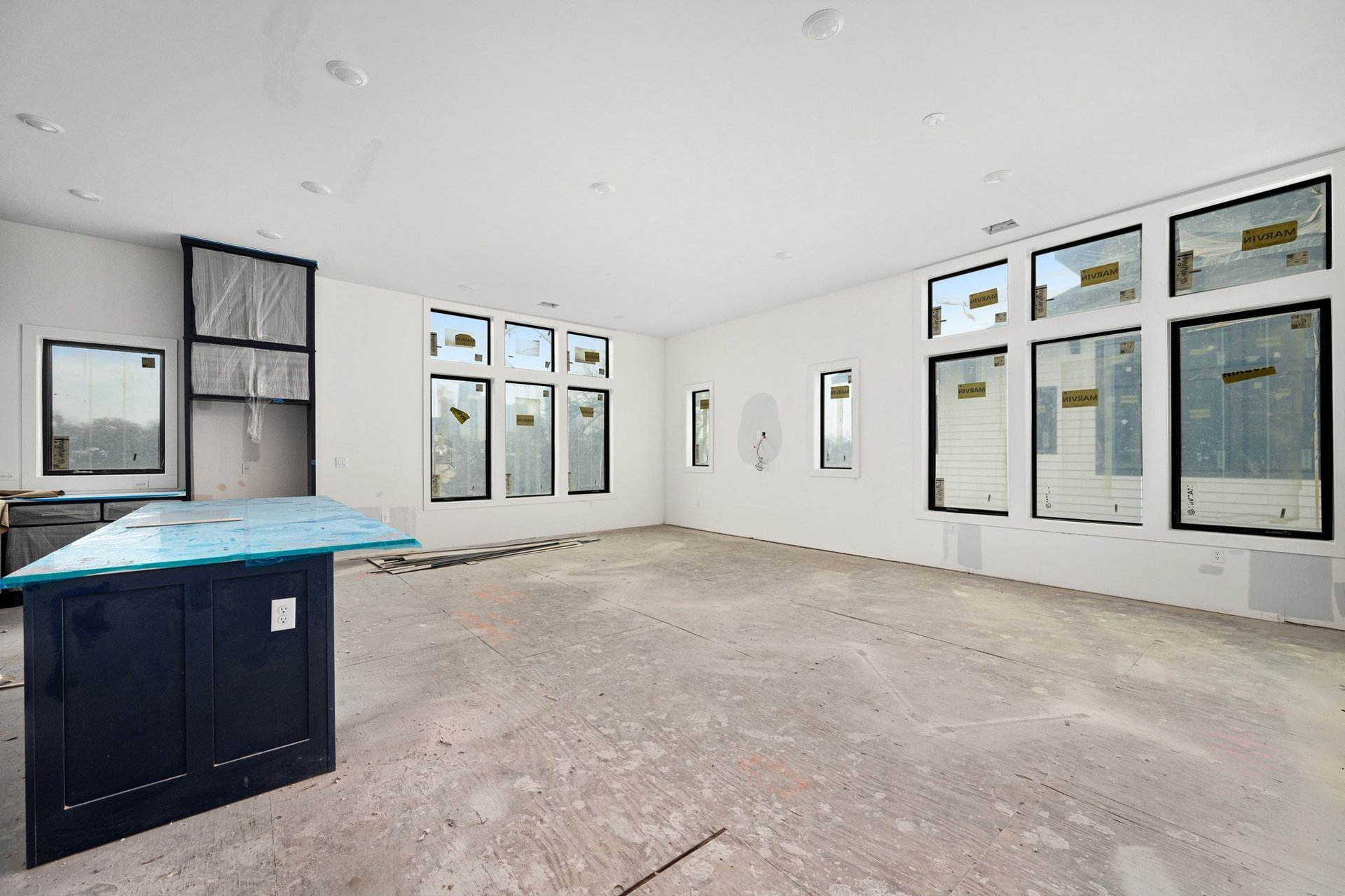 1406 W 9th St #401