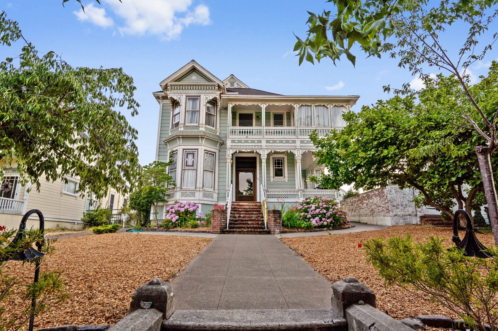 325 Post St