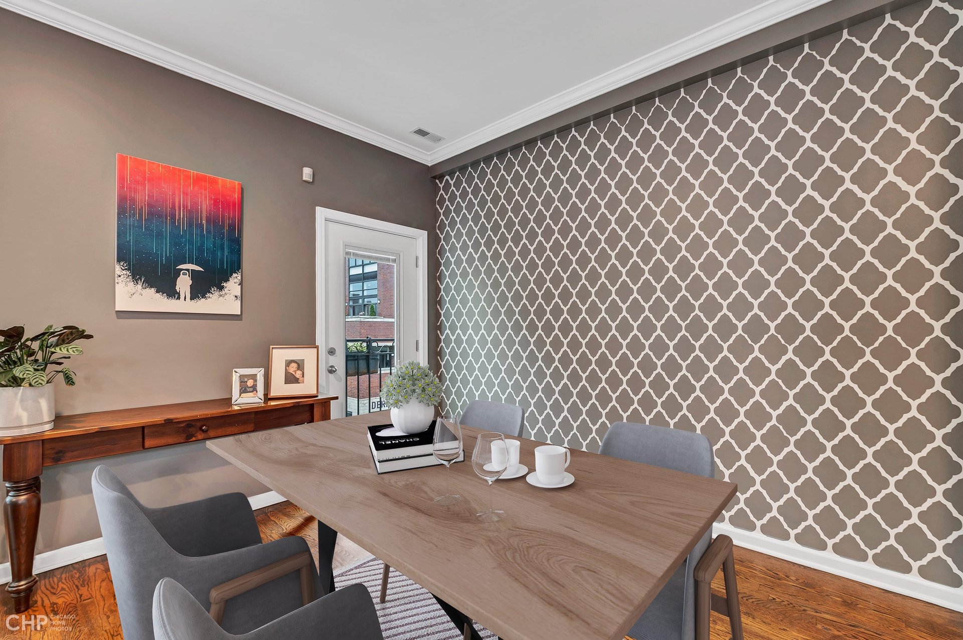 2139 N DAMEN  Avenue, Unit 3