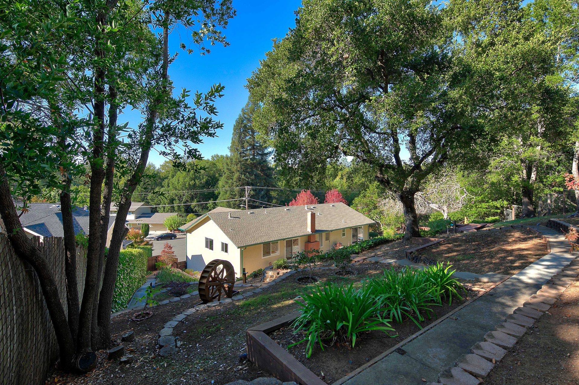 42 Taft Ct