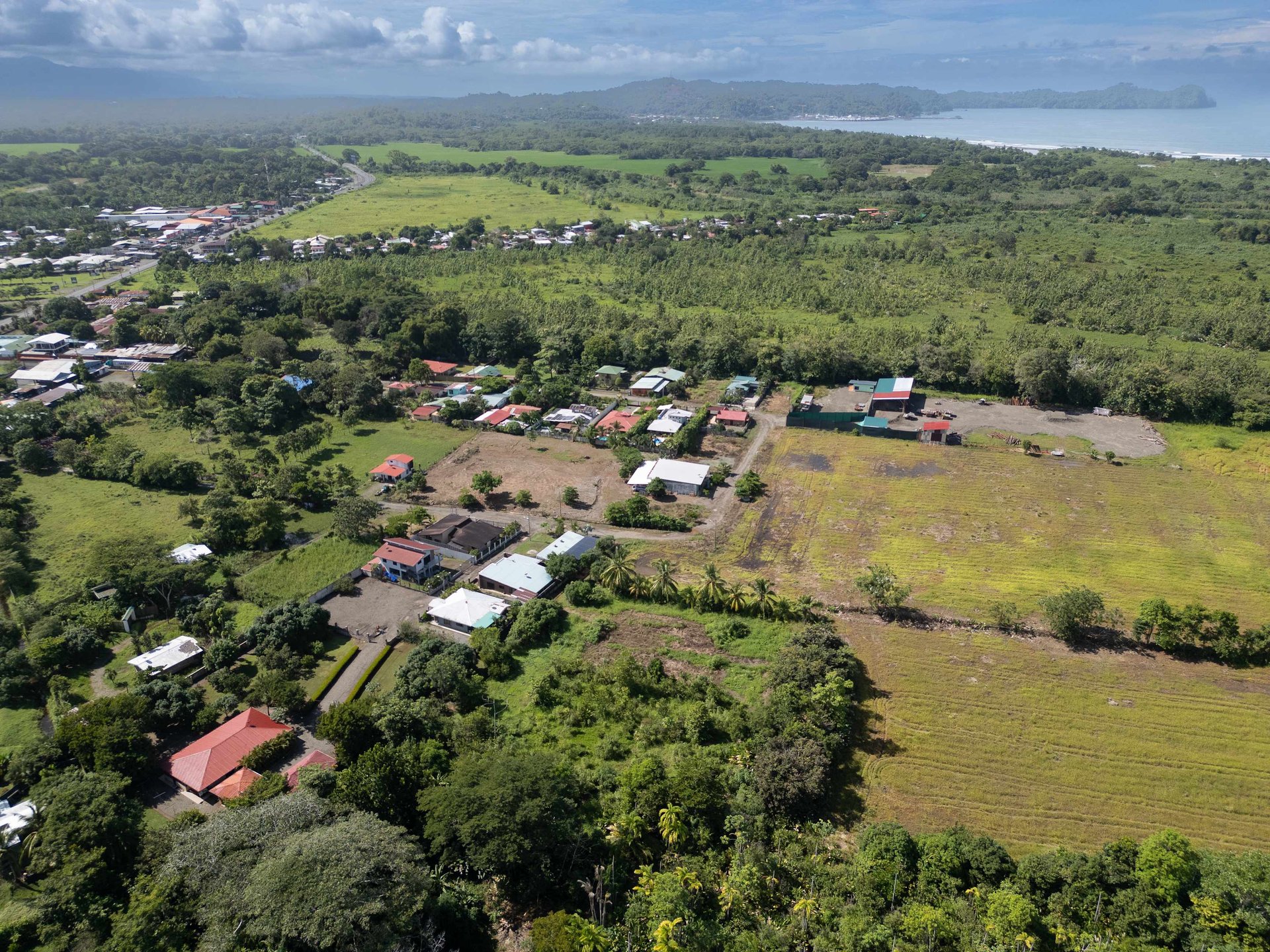 La Casona, 5 BDR Home Close To Quepos Town 