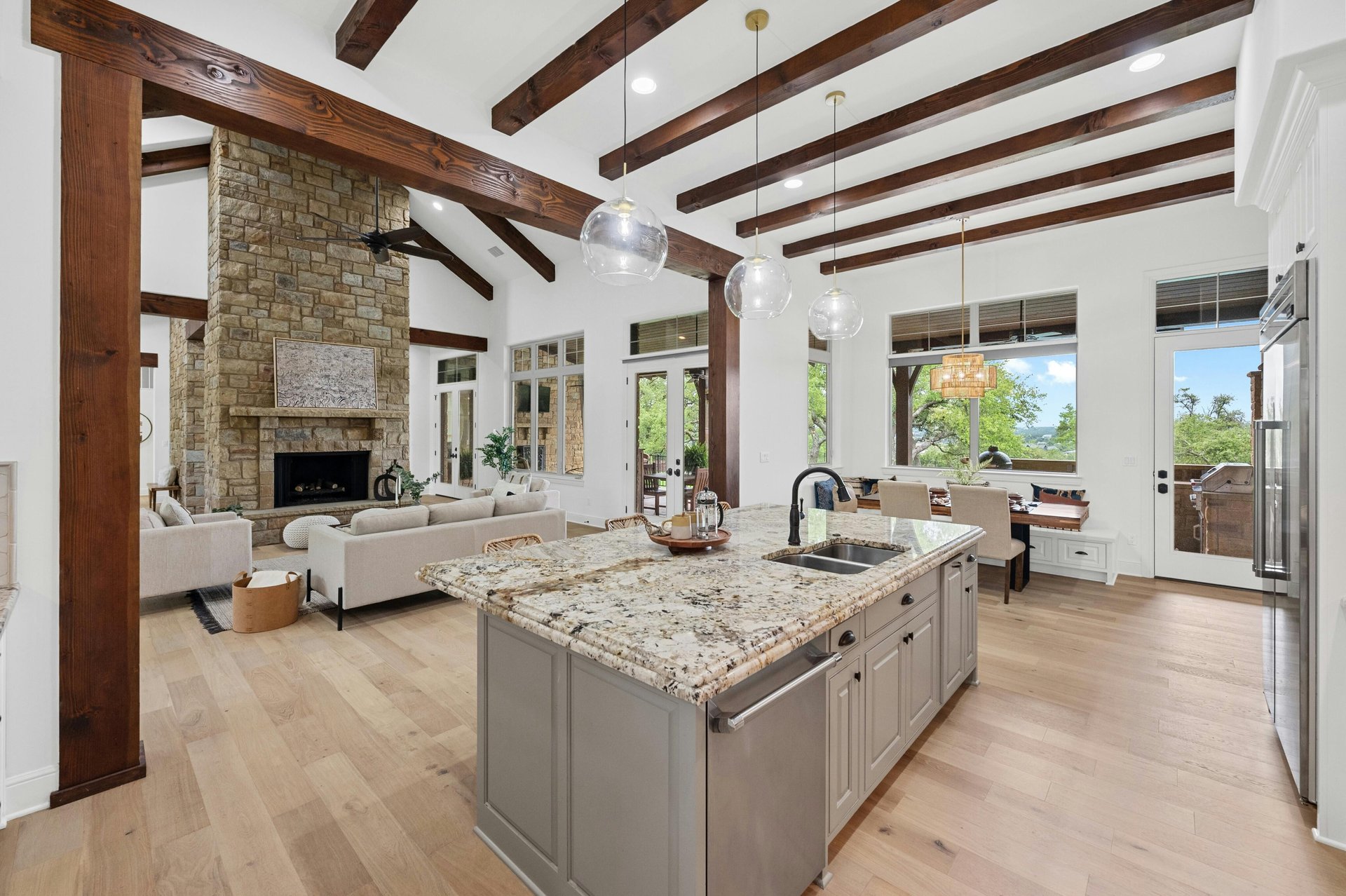 8024 Carlton Ridge