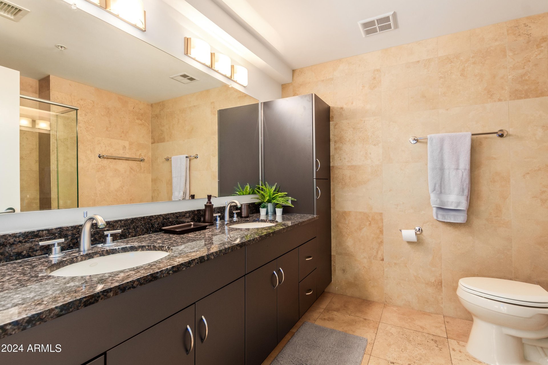 7137 E Rancho Vista Dr, #4005