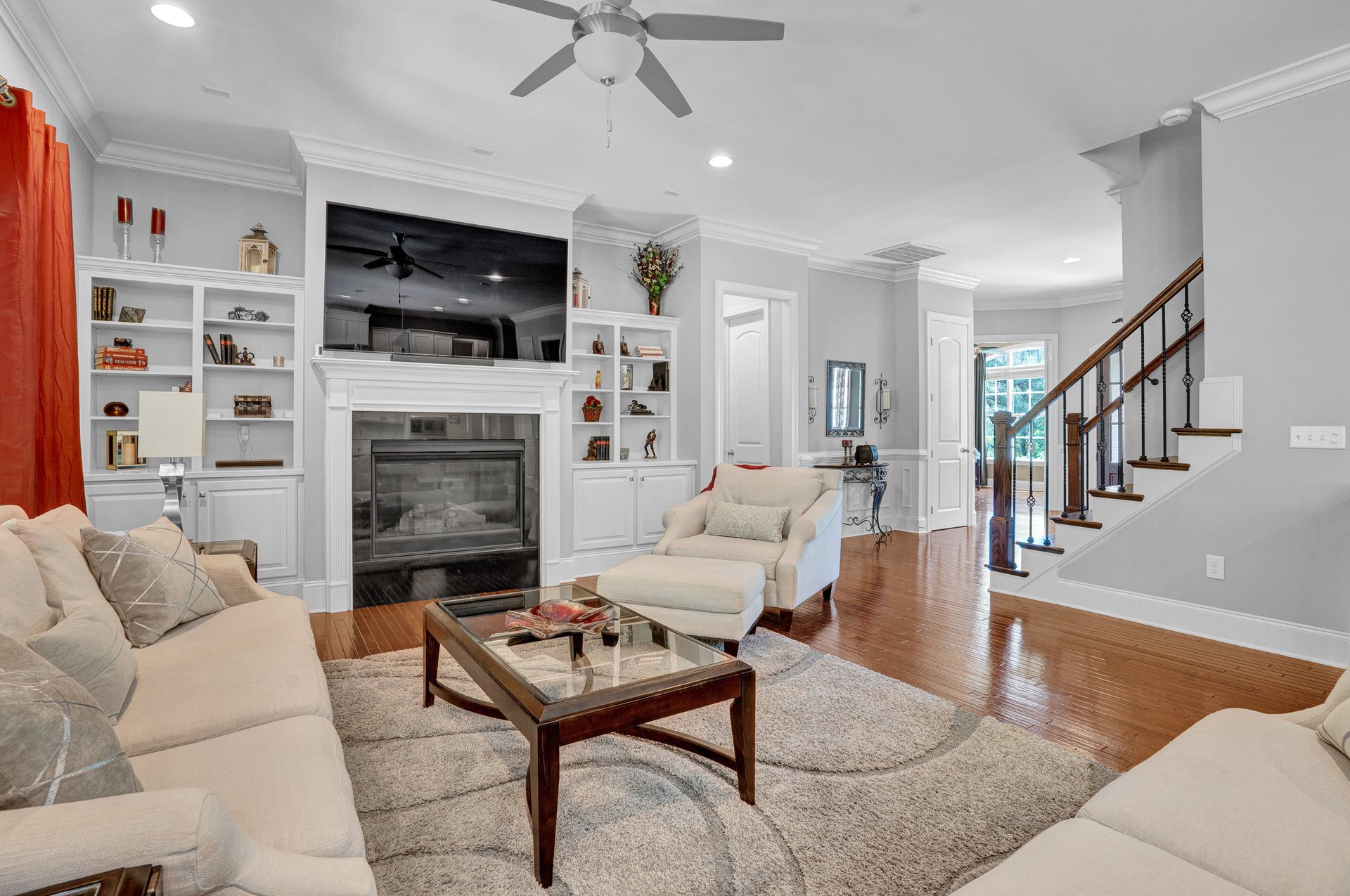 216 Colonial Ridge Drive