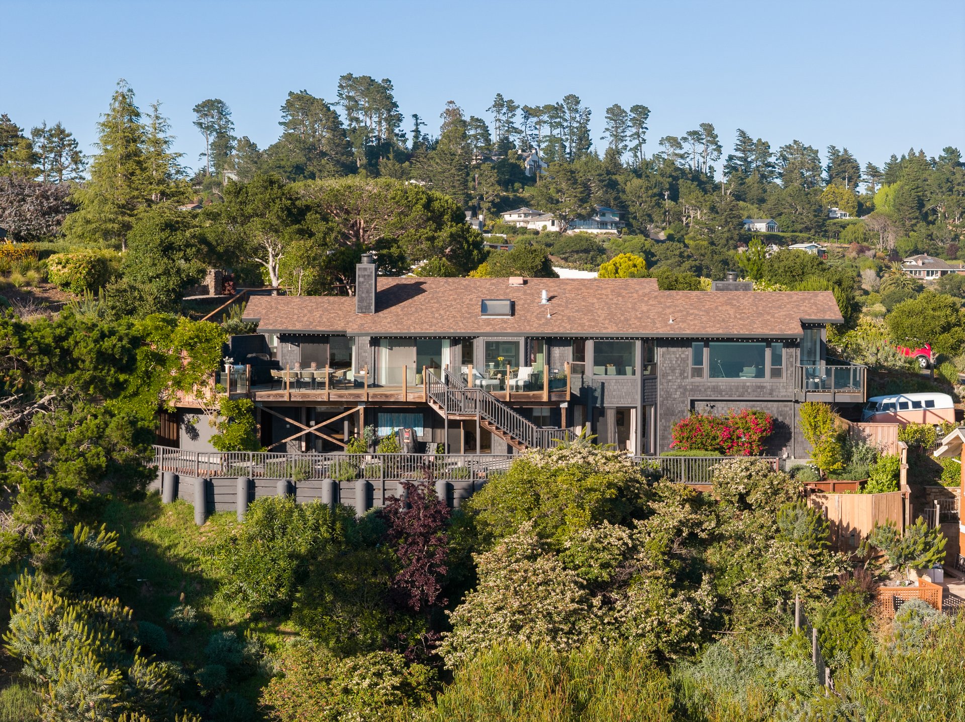 Expansive Bay Views