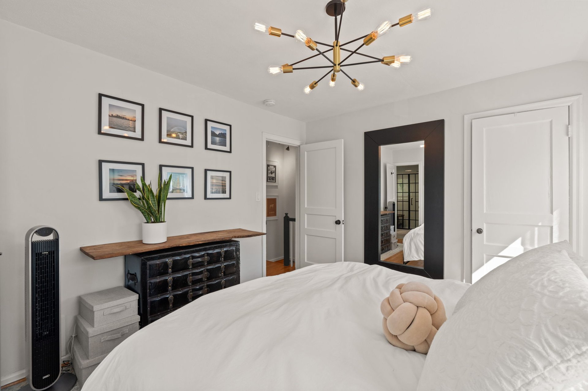 Crown Jewel of Jefferson Manor - 1/2 mile to Metro