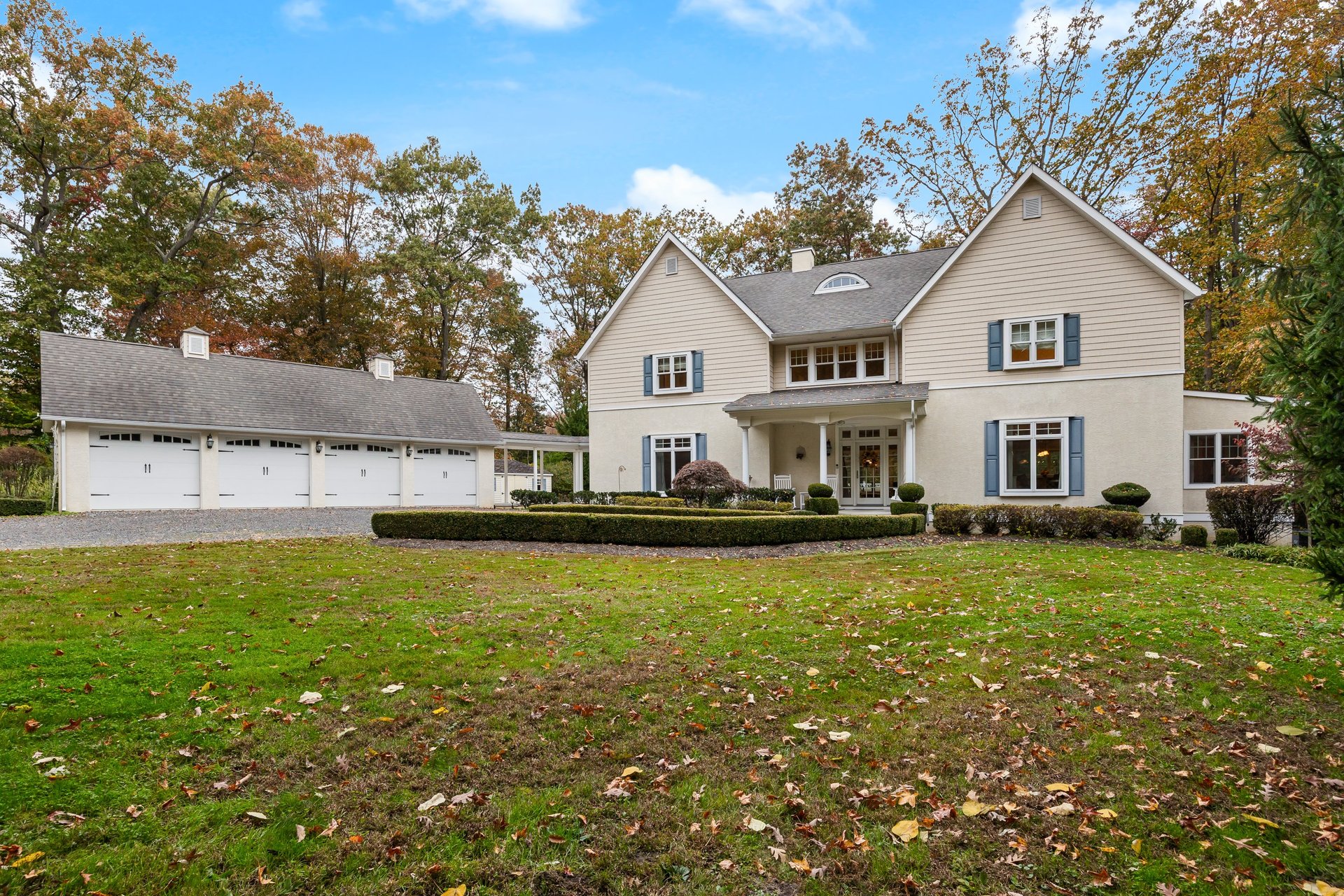 2A Laurel Dr