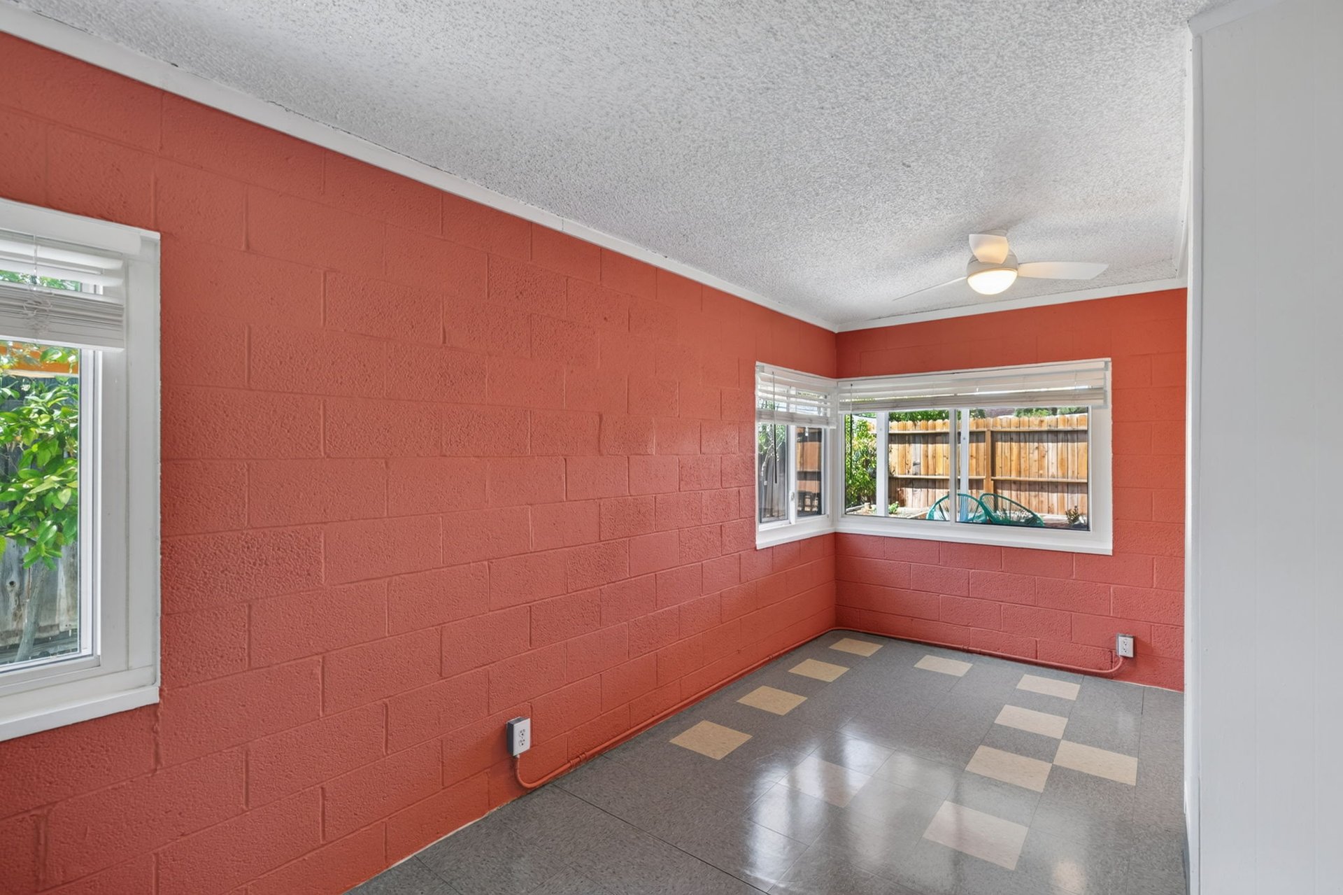 1305 Phillips Avenue 1307