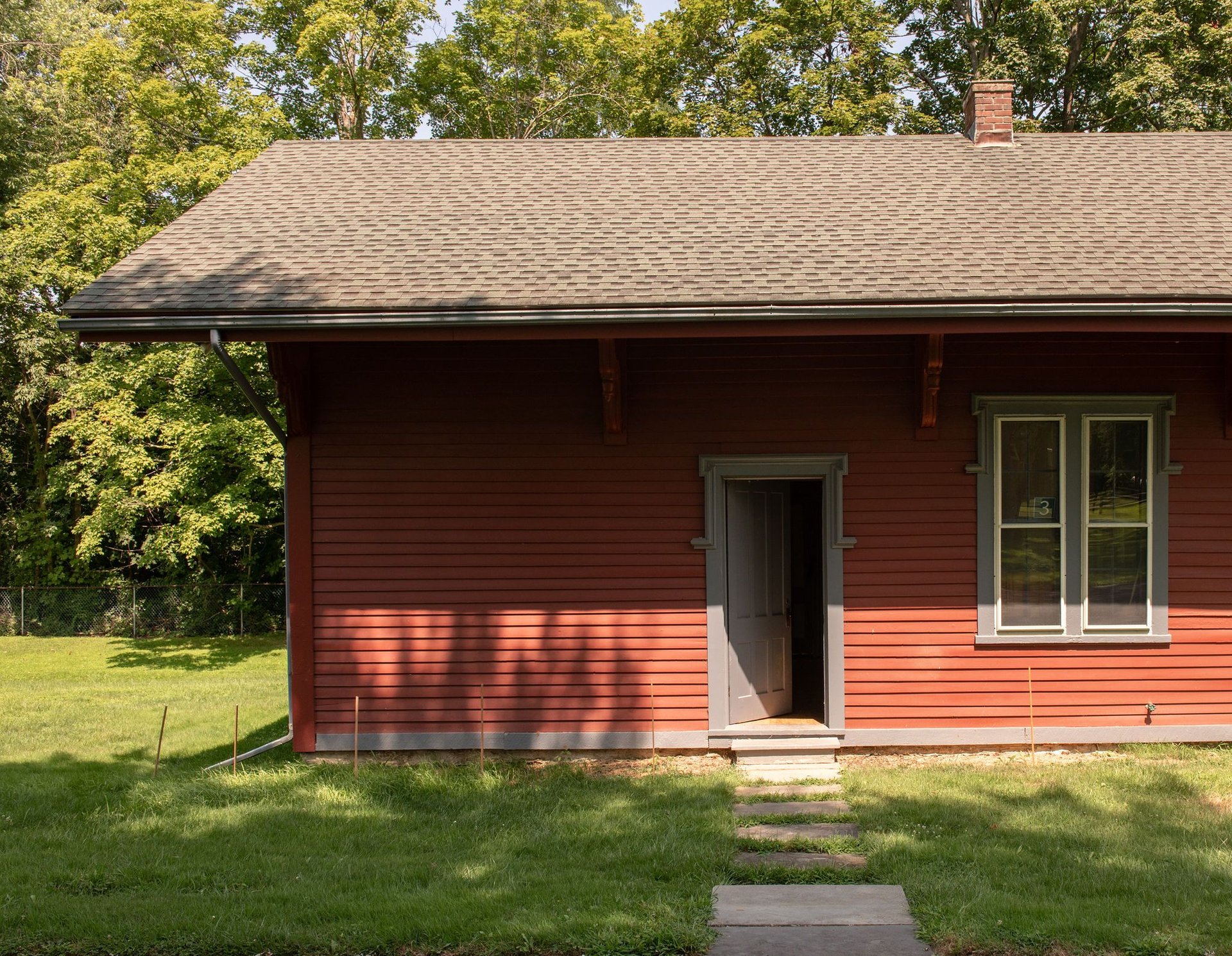 33 Maple Ave, Claverack