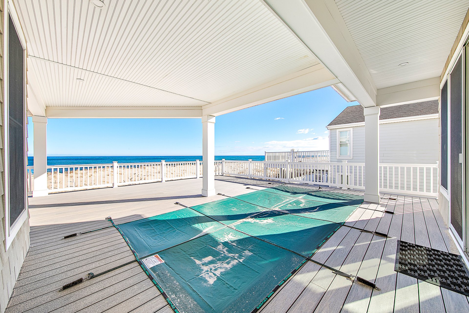 4901 S Long Beach Blvd - Pet Friendly