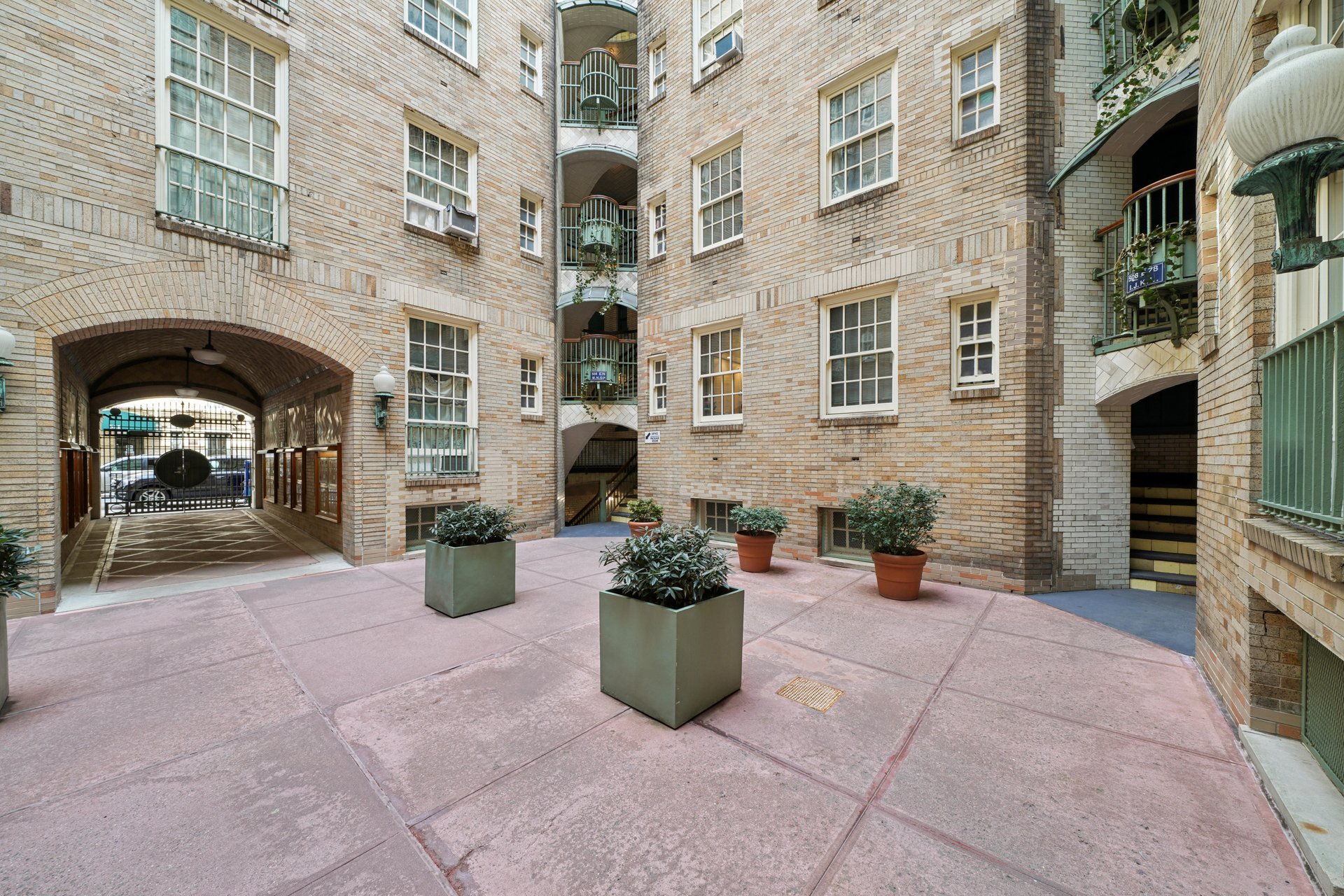508 East 78th Street Unit 6K