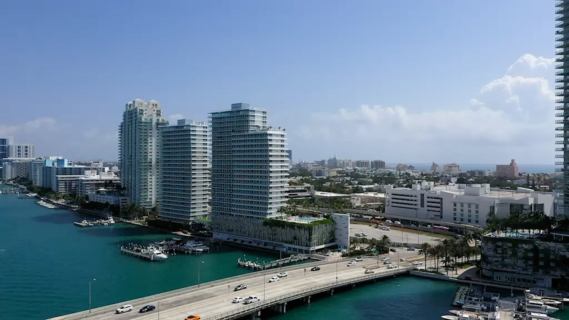 520 WEST AVE #2203
