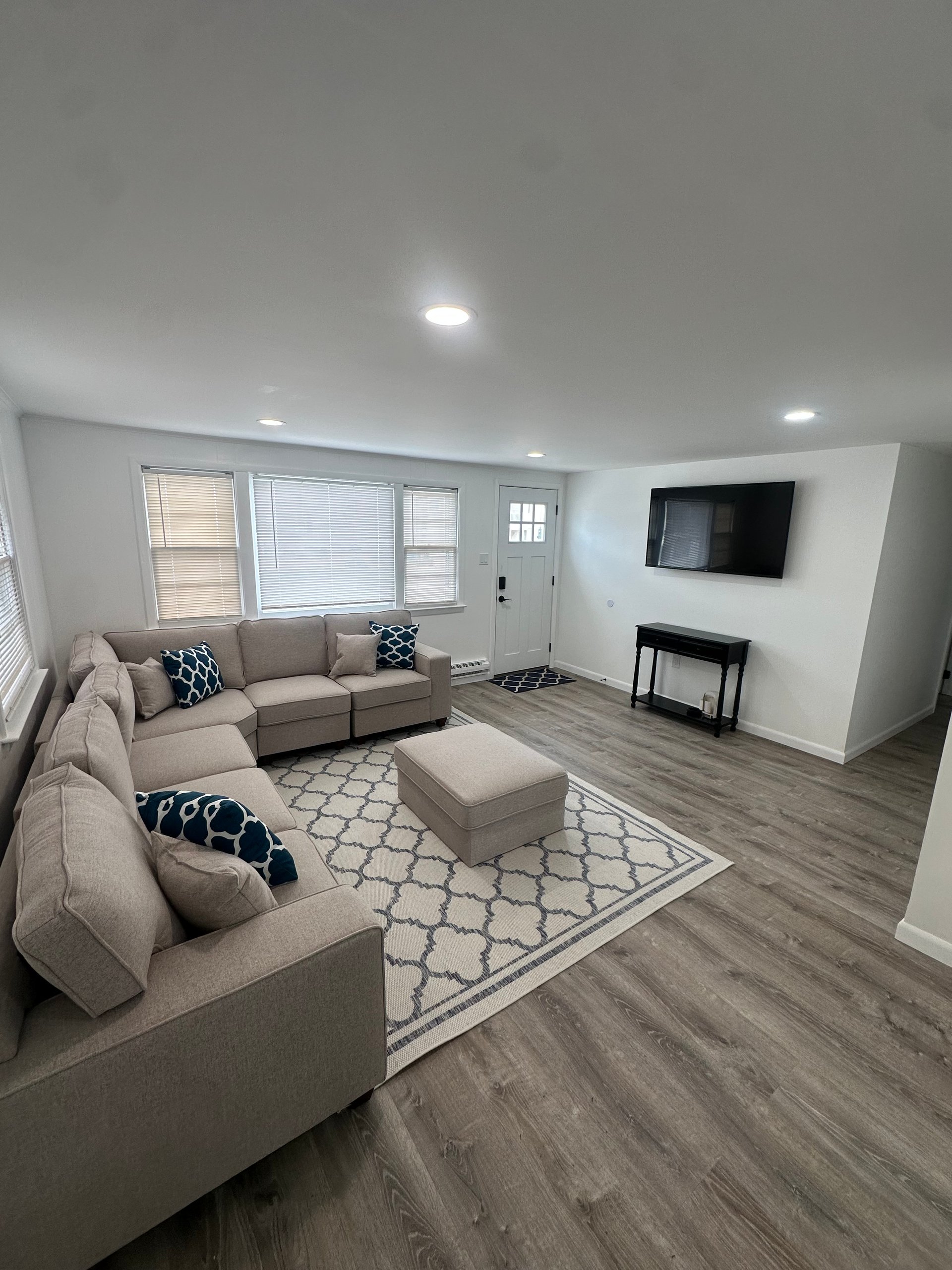 242 W 14th St. (downstairs unit) 