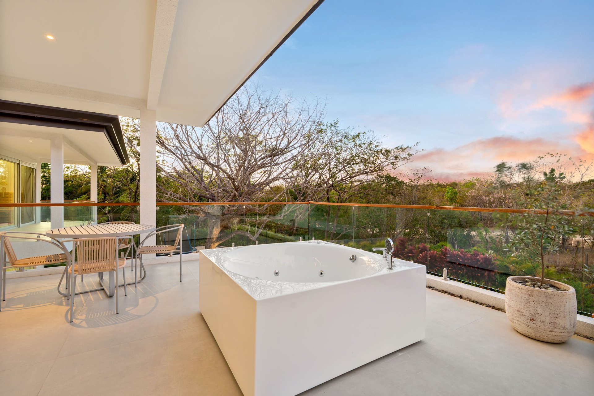Casa Estrella de Mar | Luxury 5-Bedroom Beachside Home for Sale in Las Golondrinas, Hacienda Pinilla