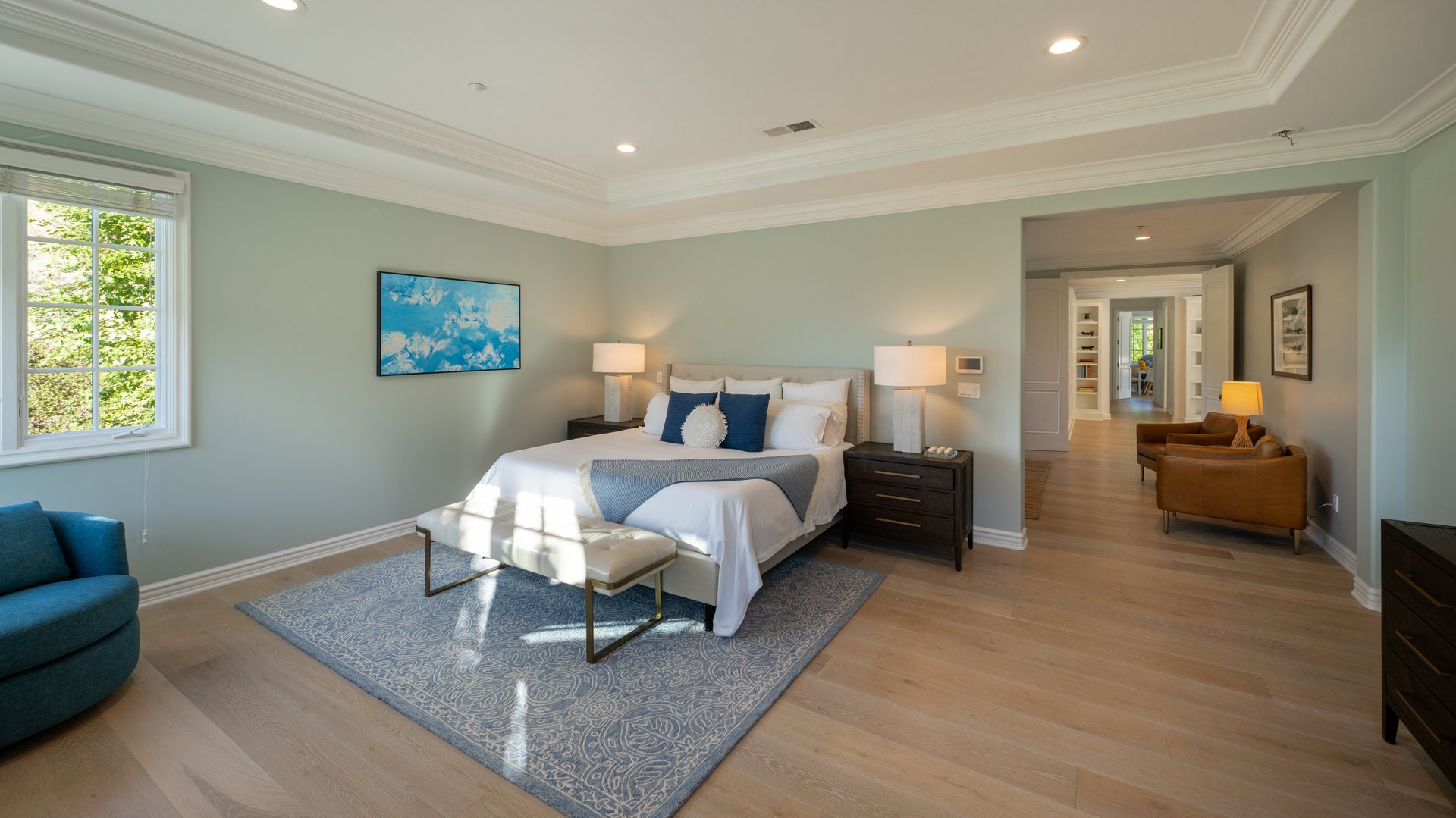 3686 Benedict Canyon Ln, Sherman Oaks 