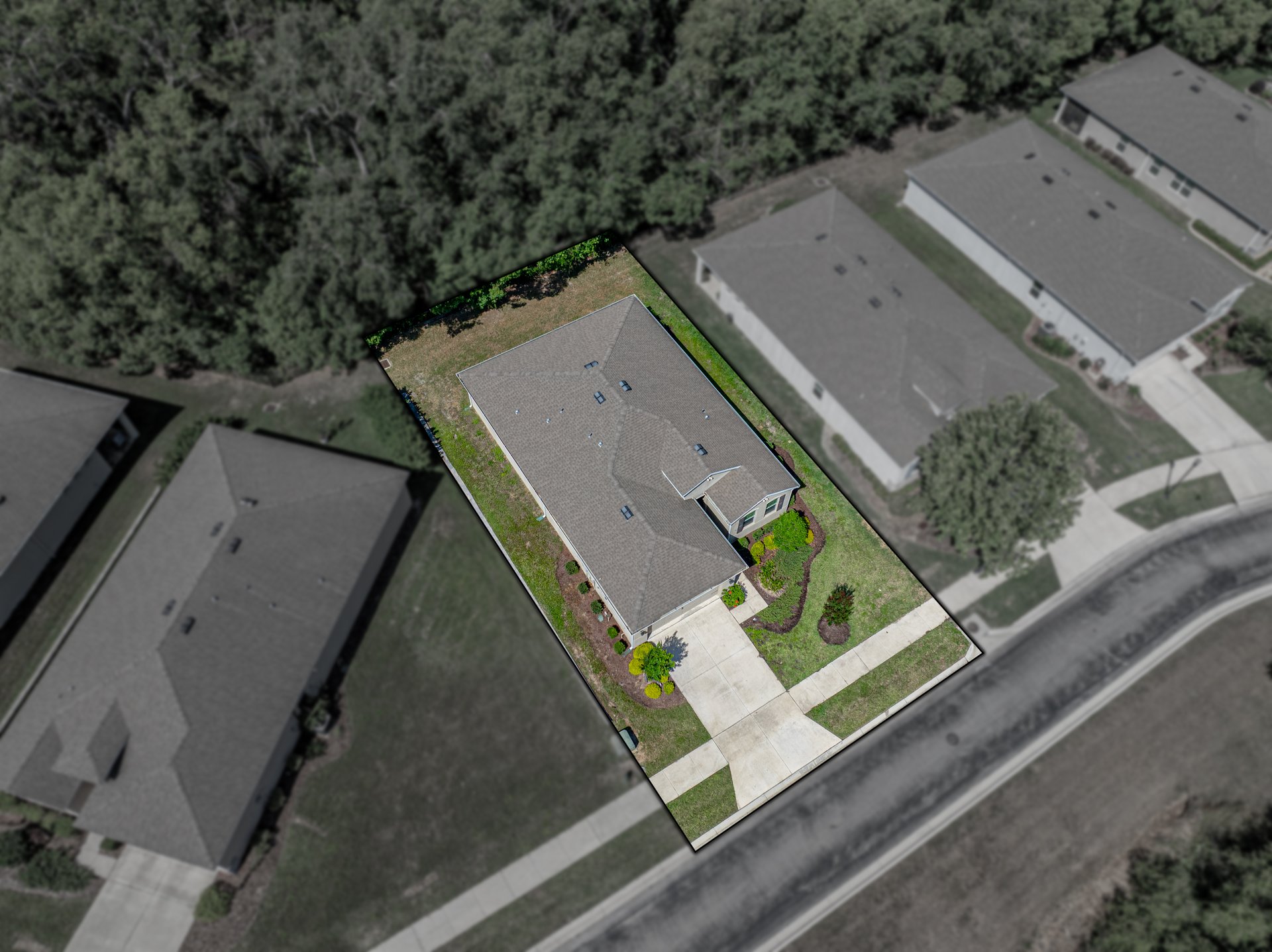 12669 EASTPOINTE DR