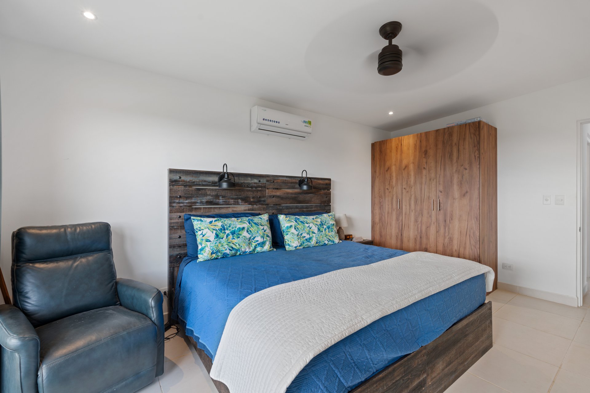 Casa Wish You Were Here | Modern Tranquility in Tamarindo!
