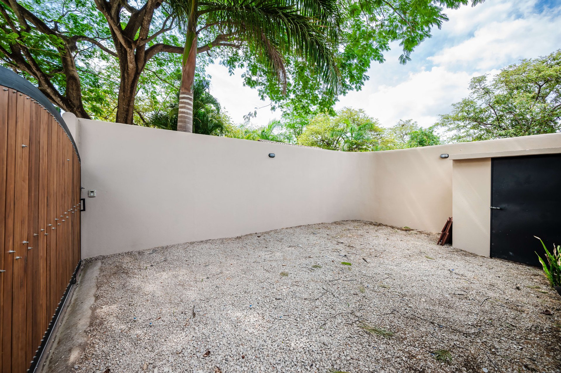 Casa Equilibrio |  Near the Coast House For Sale in Playa Potrero