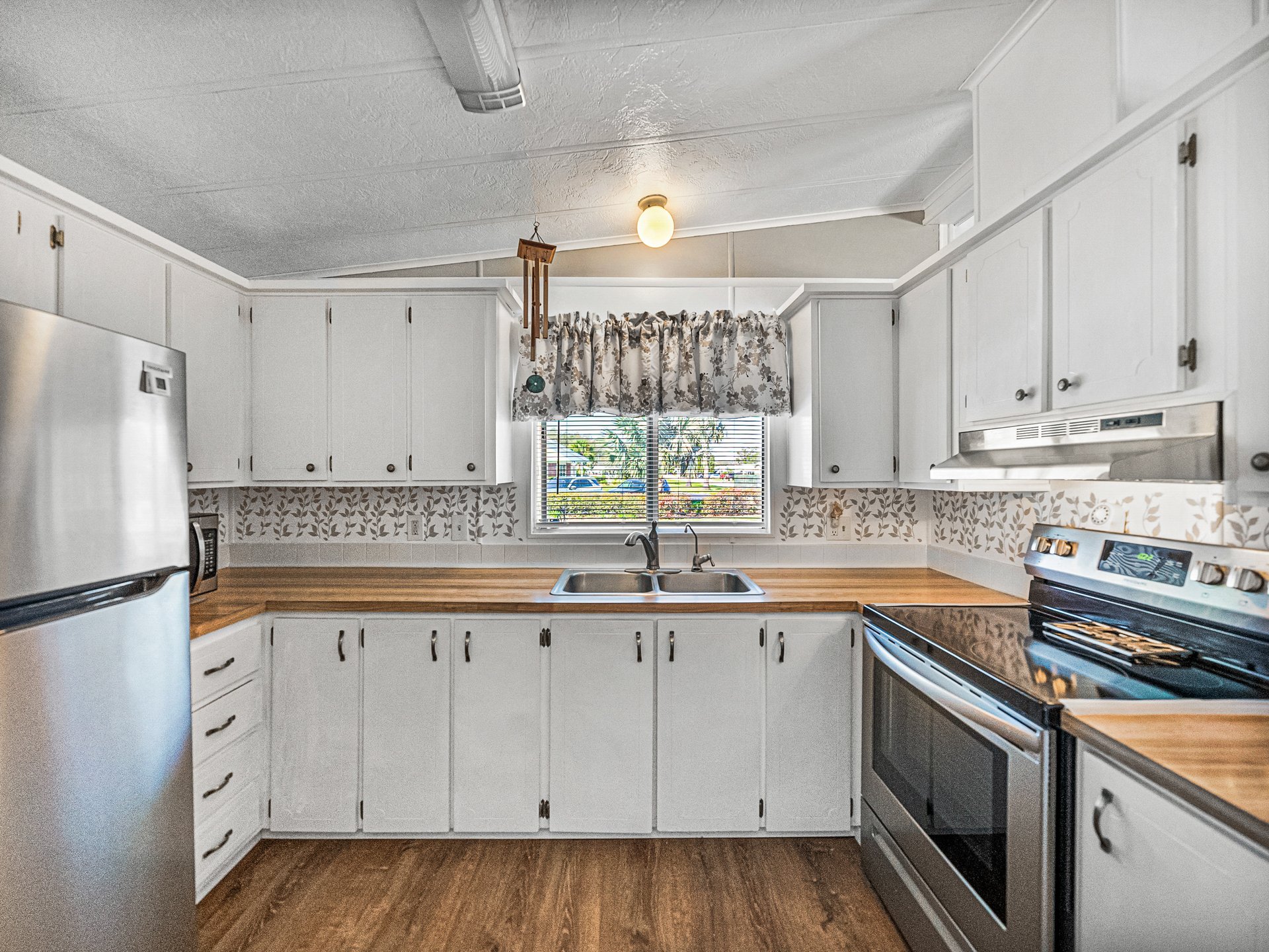 4006 WILLIAM HUME DR