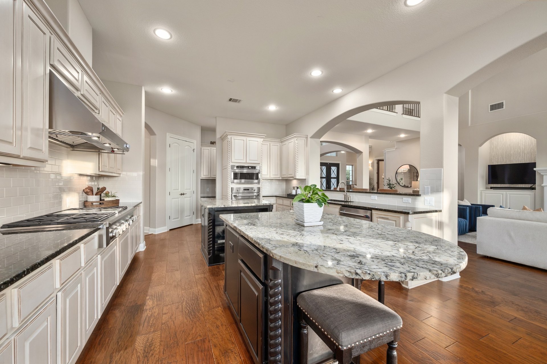 103 Lucayan Cove