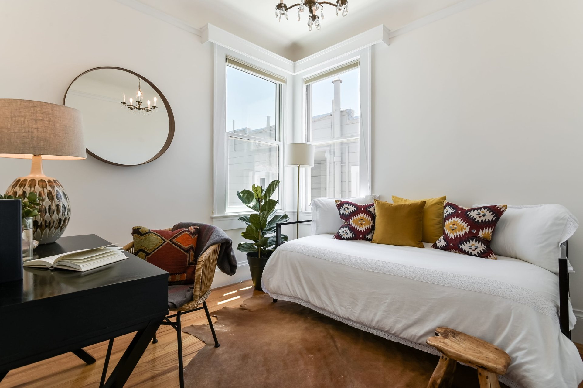 Renovated 5BD Nob Hill Home