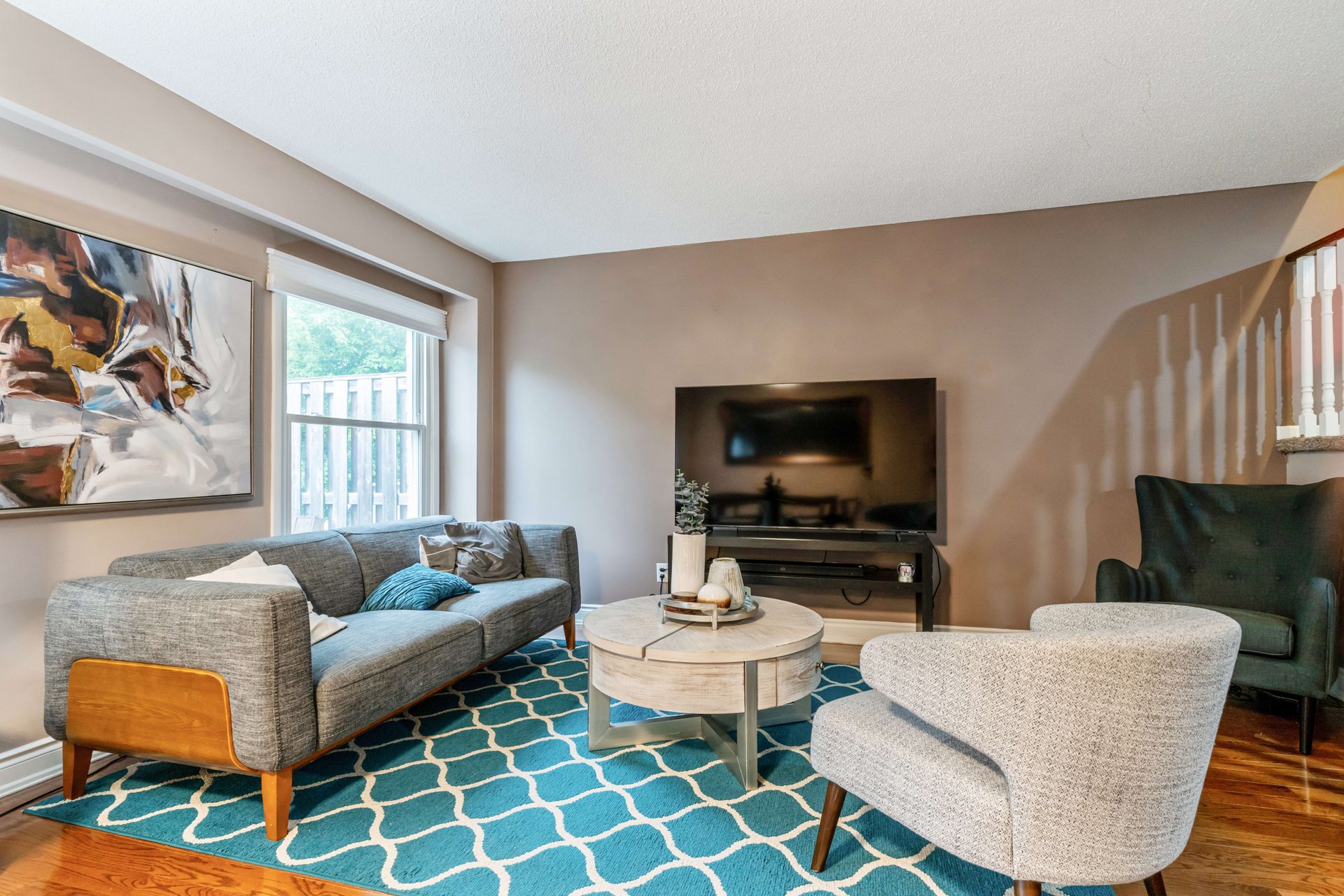 Glen Abbey townhome on lush ravine