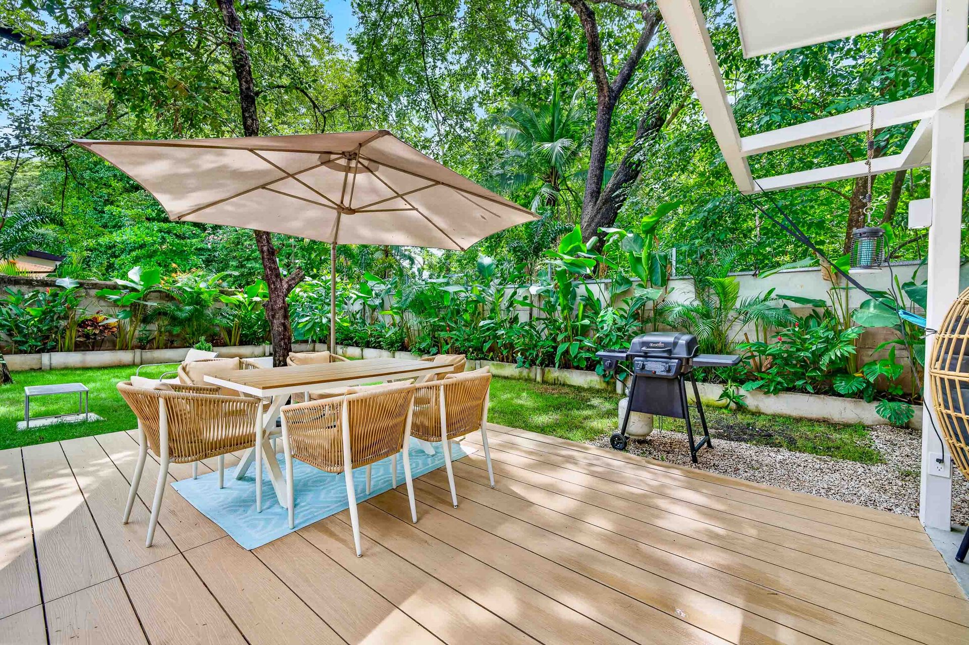 Hakuna Matata Villa Boutique | 3-Bedroom Tropical Home Near Playa Potrero