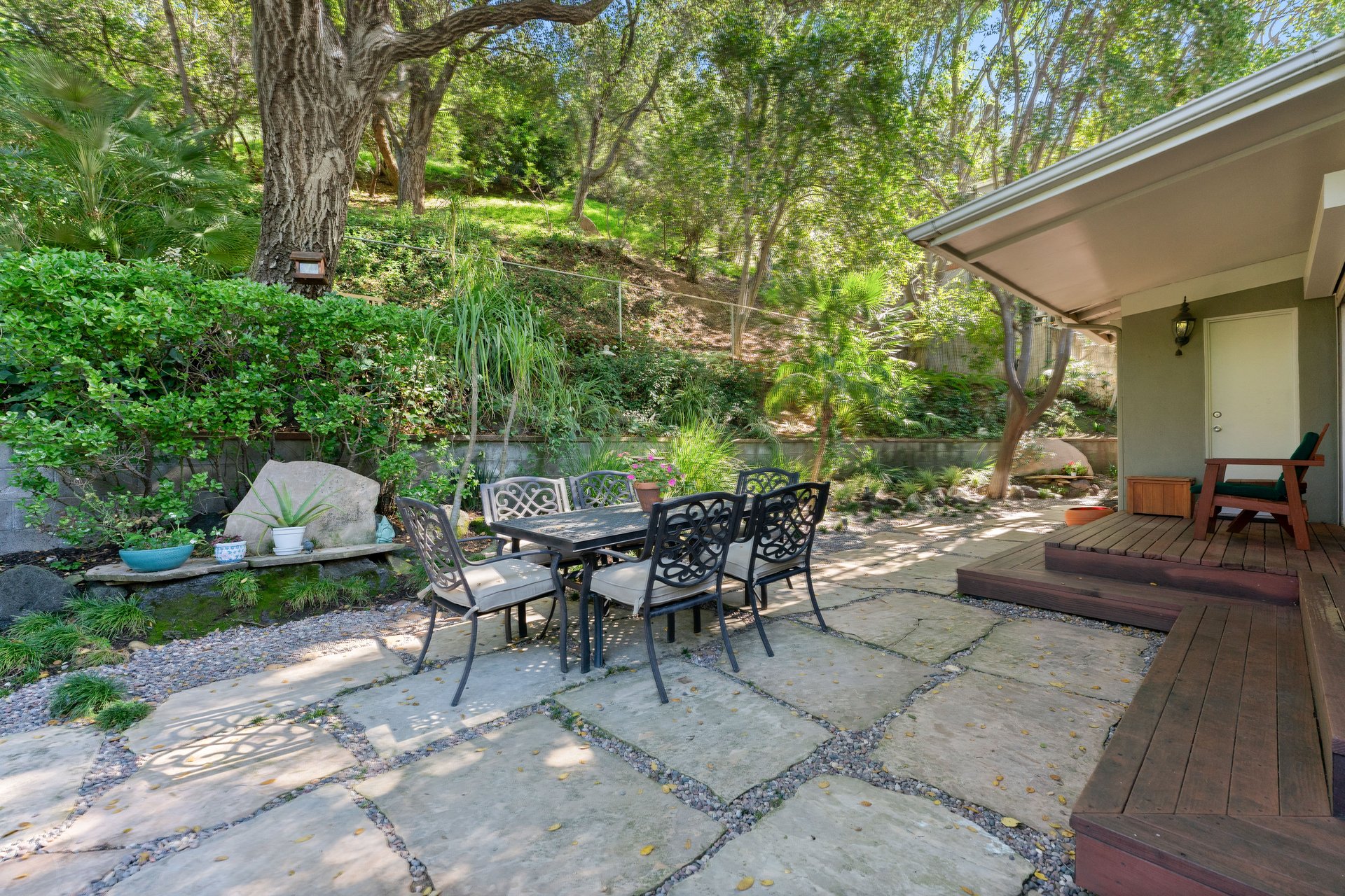 2310 Stanley Hills