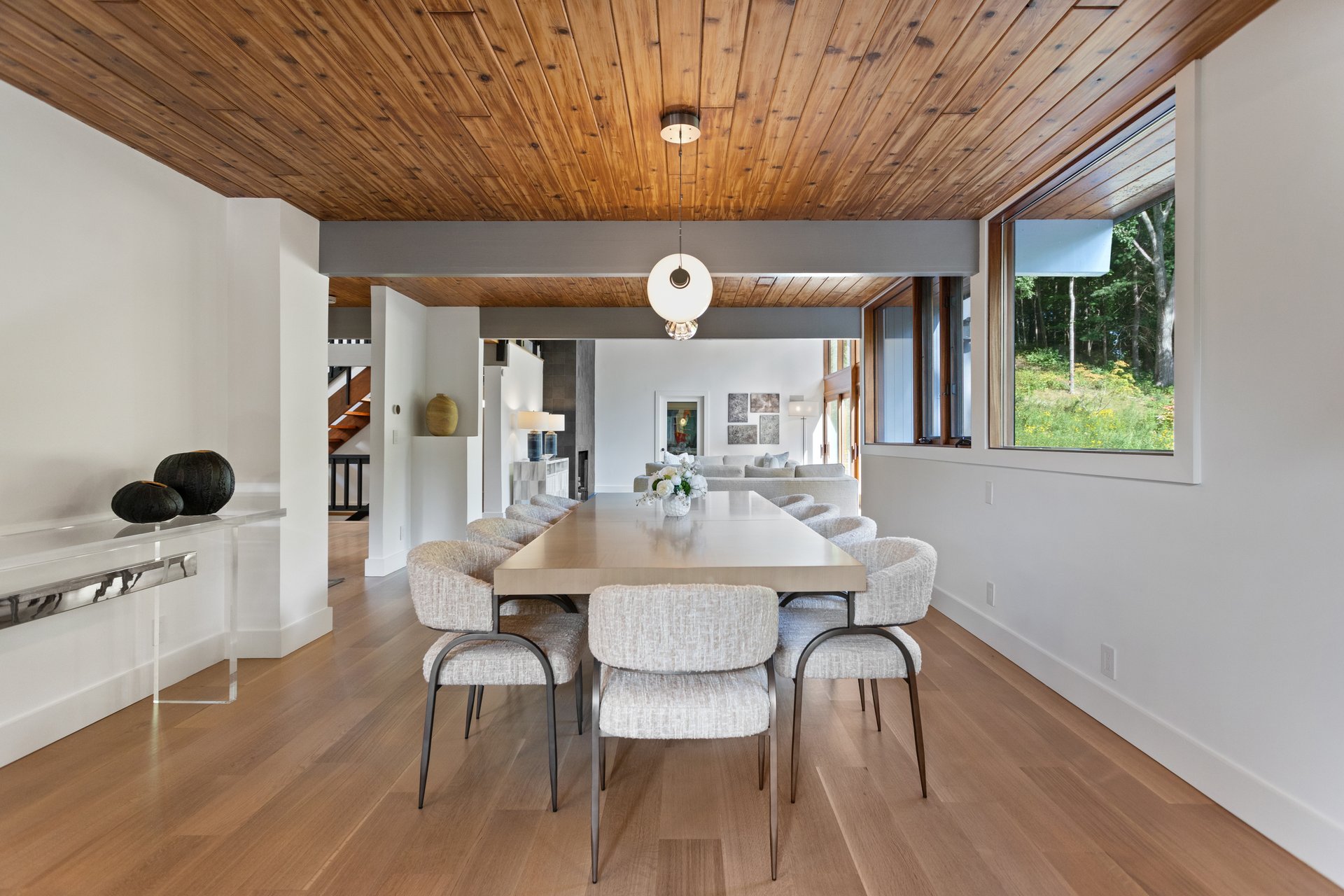 21 Black Spring Road