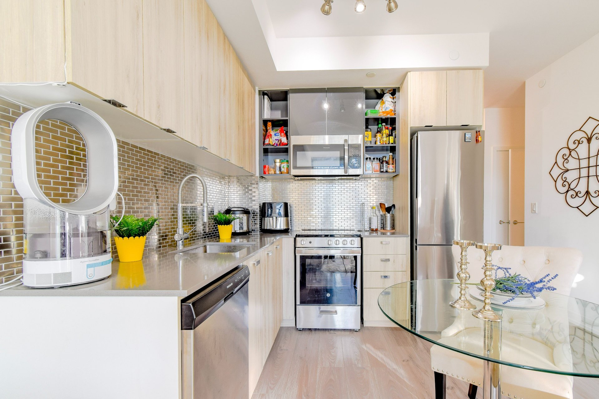 10 De Boers Drive Unit: 502
