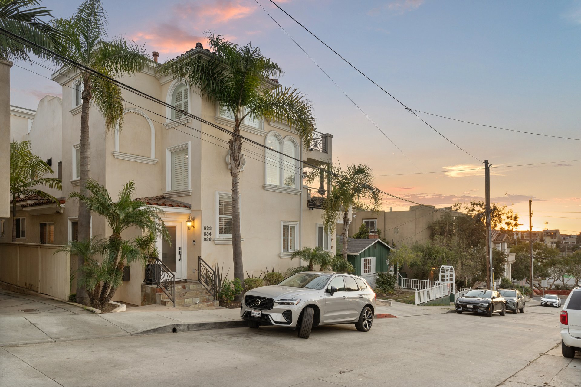 The Hermosa Hideaway