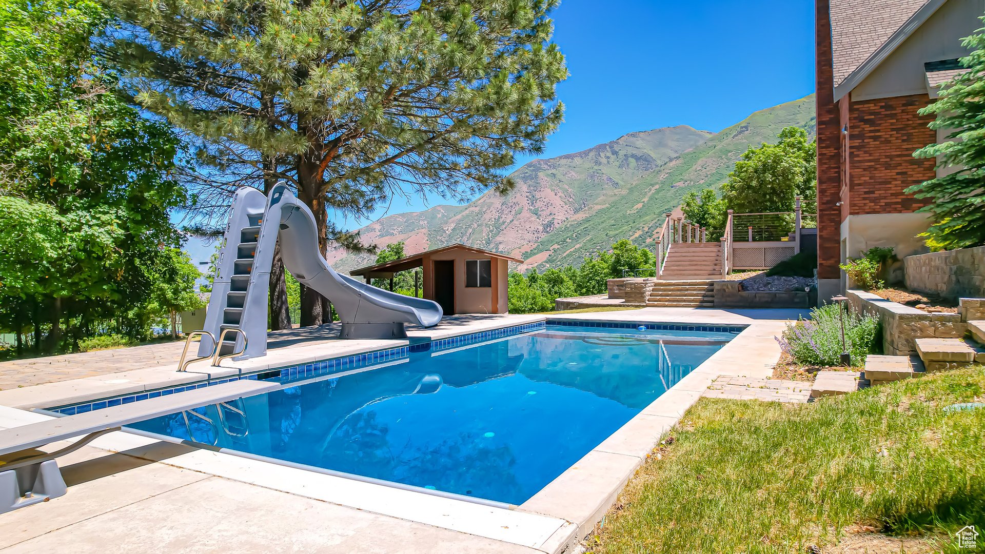 410 S Woodland Hills Dr