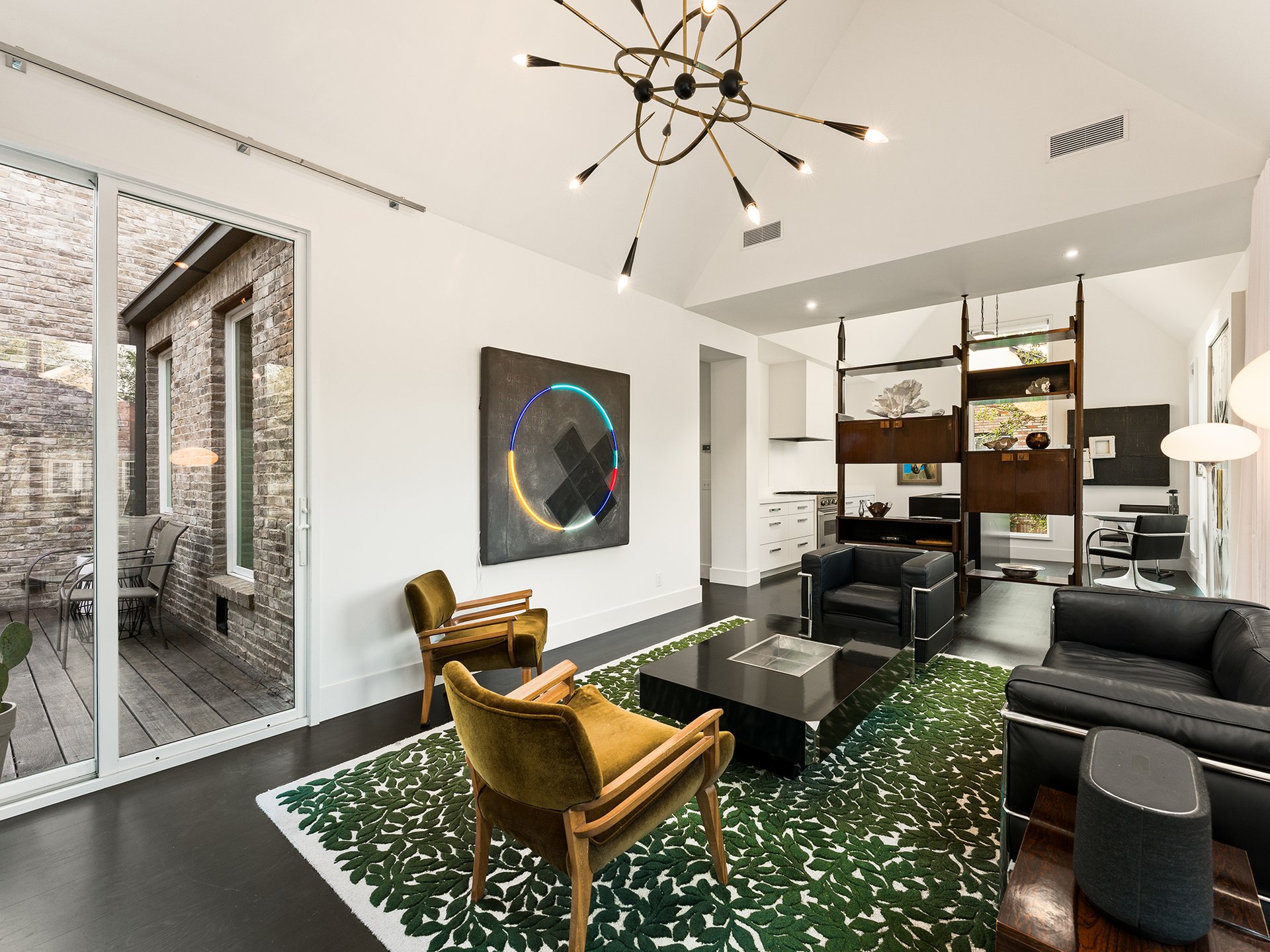 1803 Palma Plaza