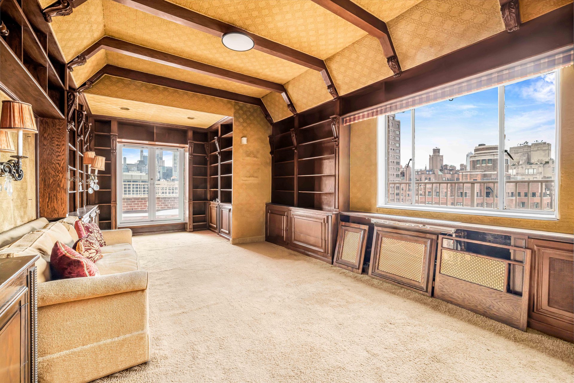 140 East 72nd Street