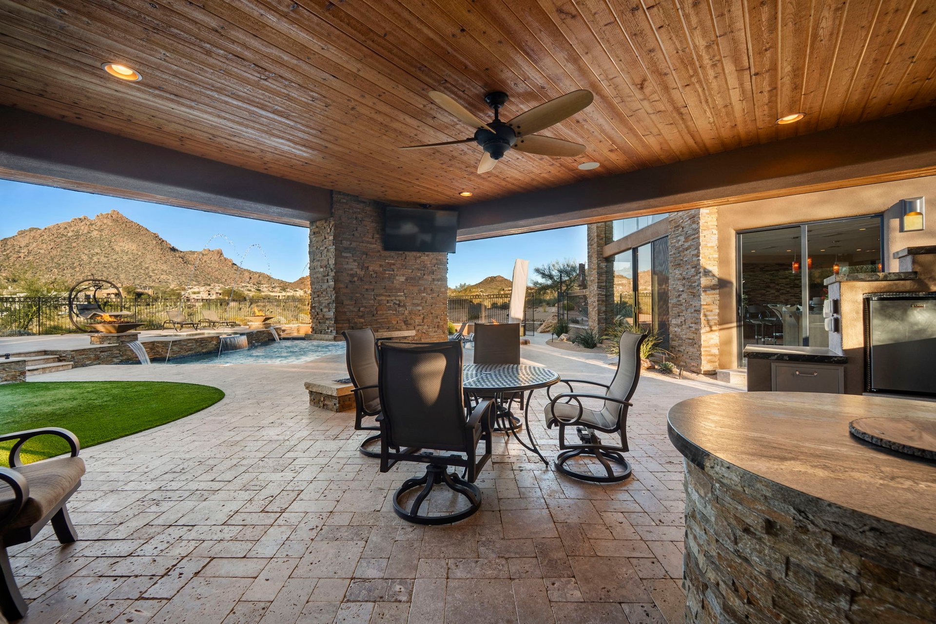 10570 E Pinnacle Peak Road