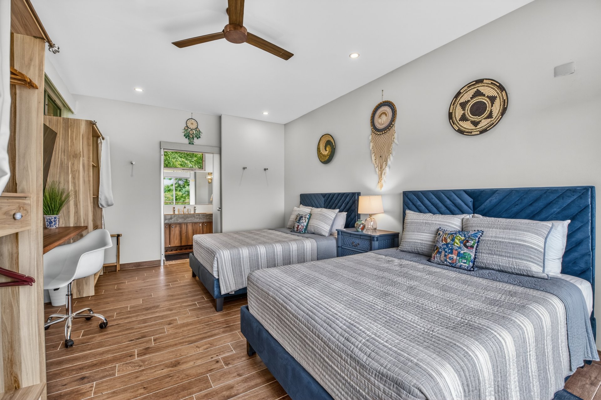Casa Pochote | Artisan Luxury Villa in Tamarindo | Pool, Jacuzzi & Langosta Beach Club Membership Included