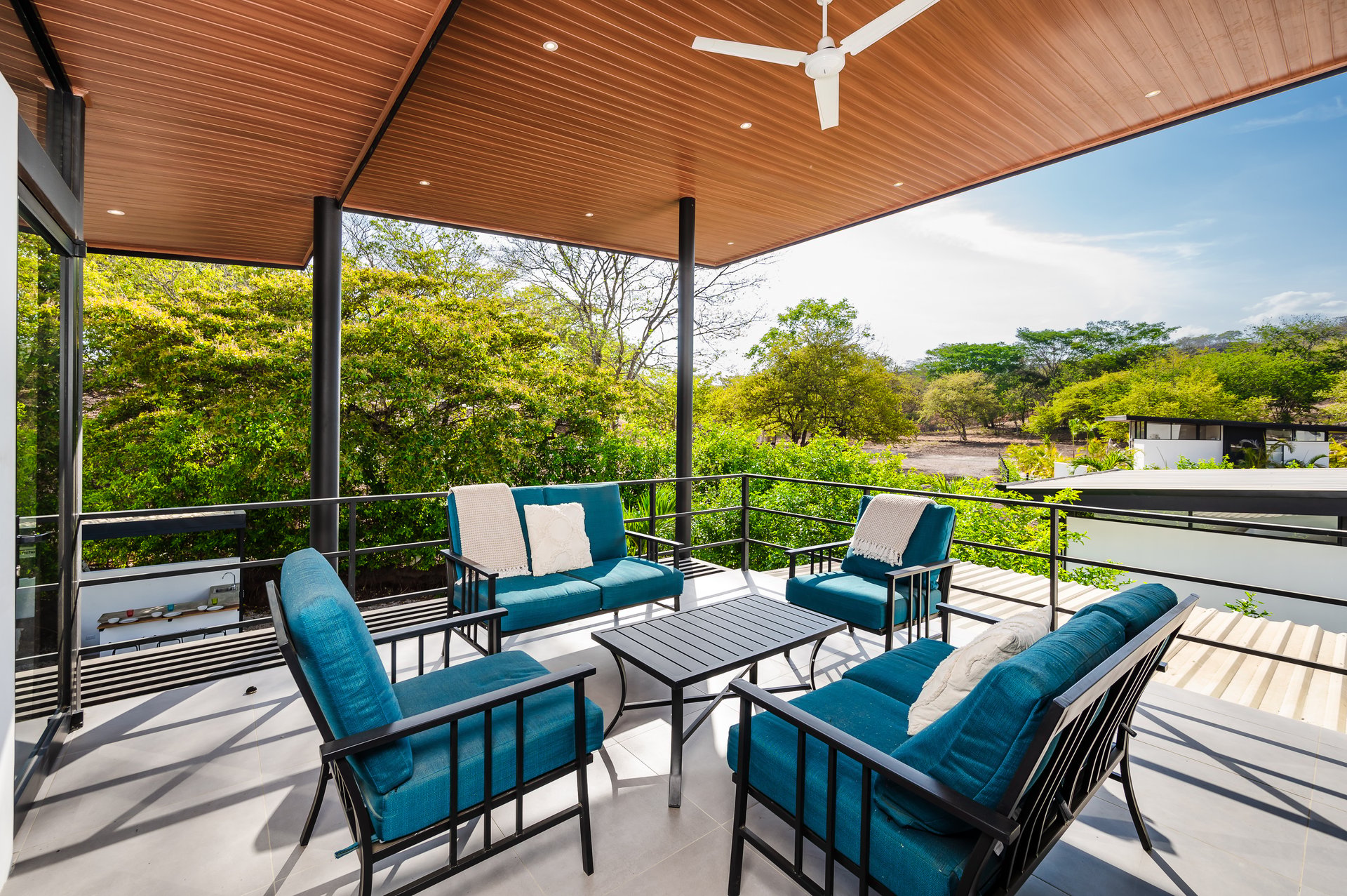 V-Kaza Oriol | Exclusive Modern 2-Bedroom Villa Steps from Playa Conchal