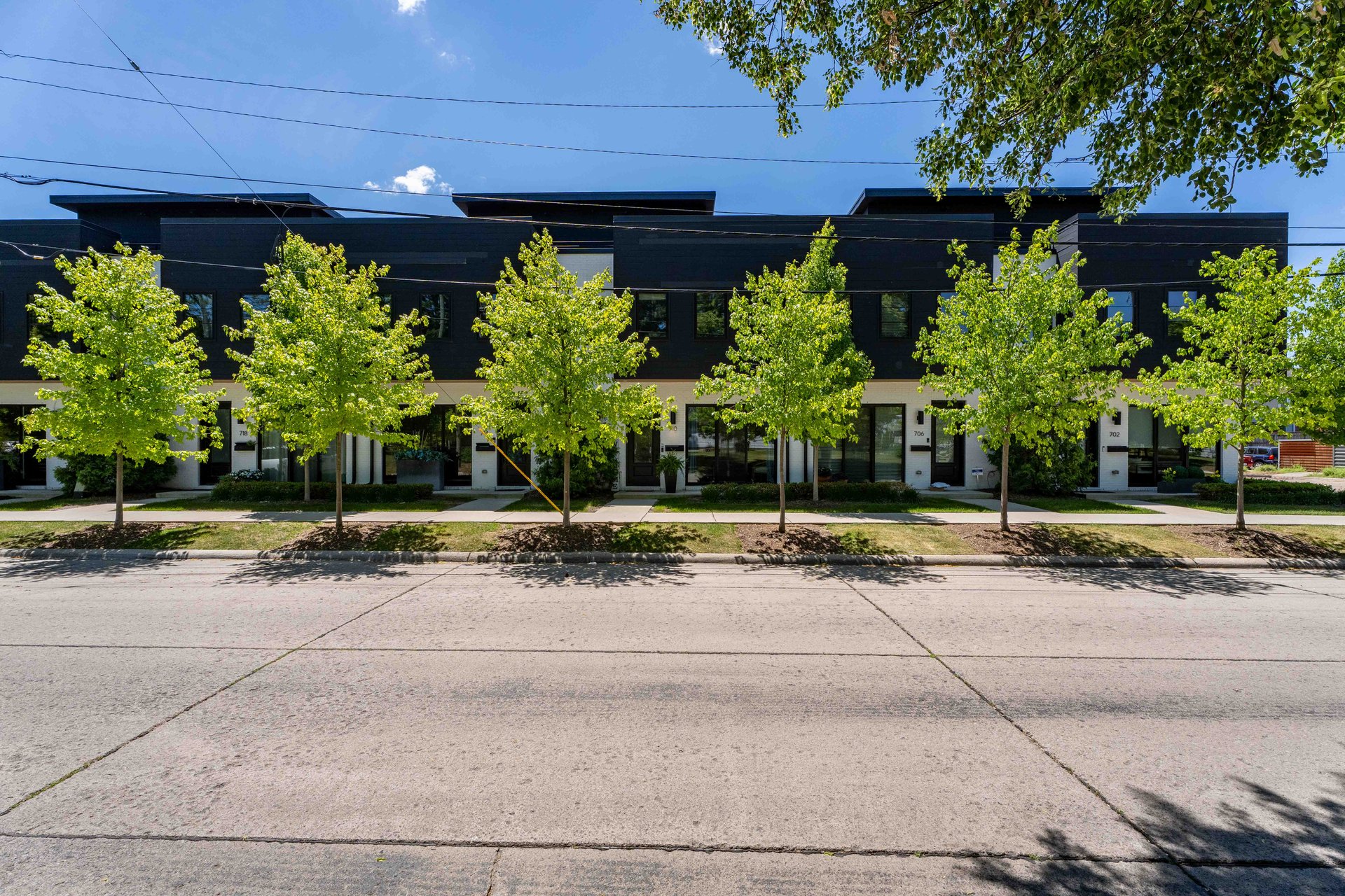 710 E Parent Ave
