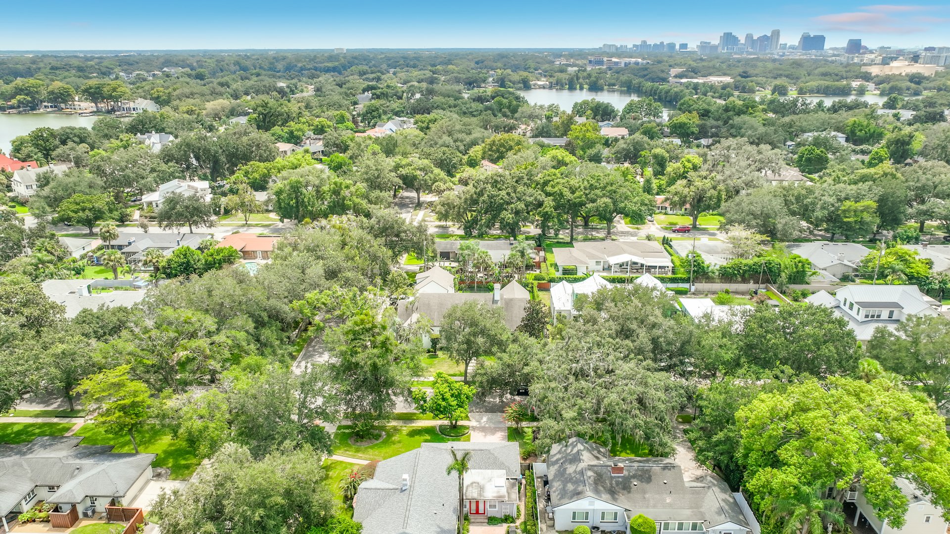 Three-Bedroom Two-Bathroom Bungalow in Orlando's Beverly Shores