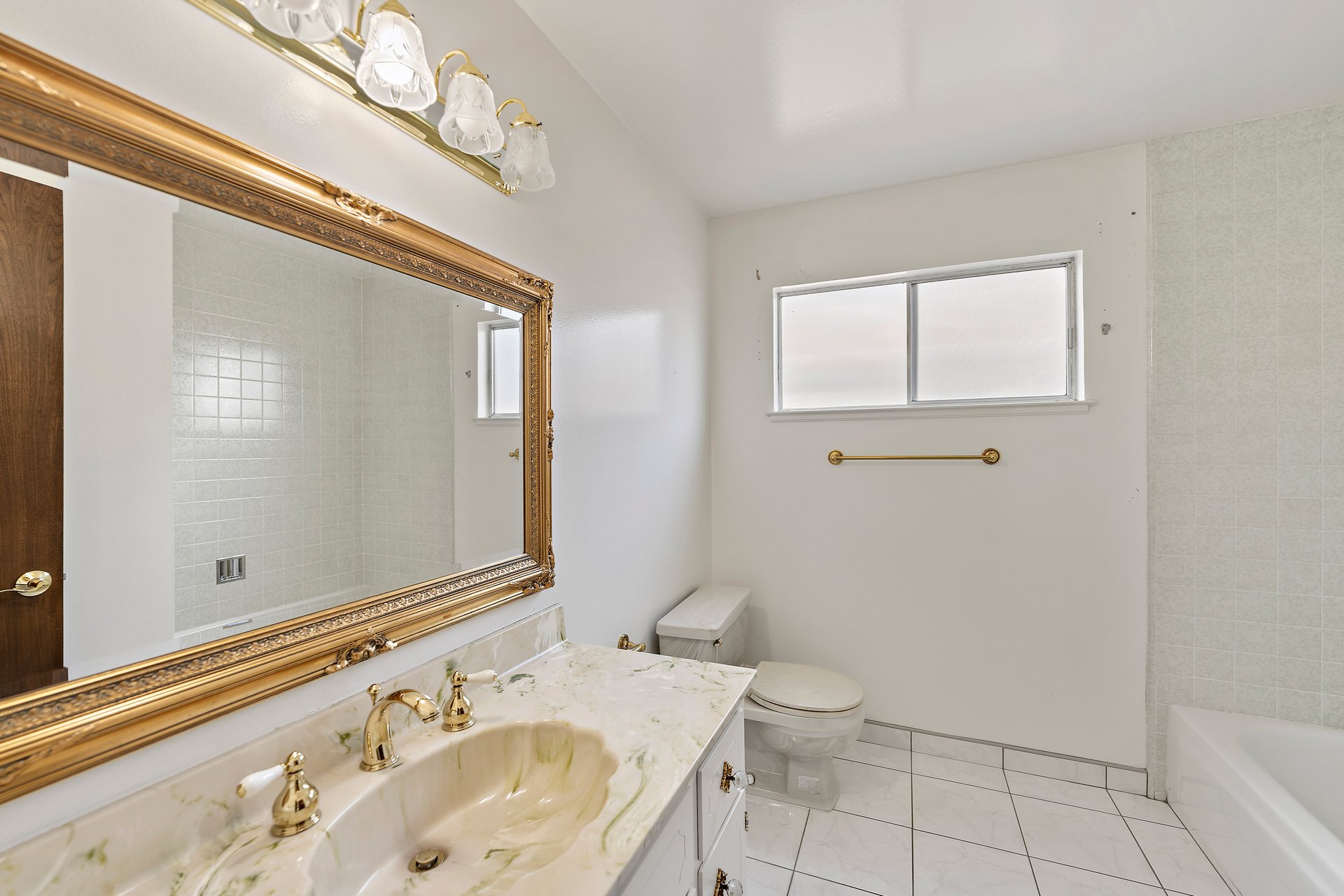 6137 Oak Forest Way