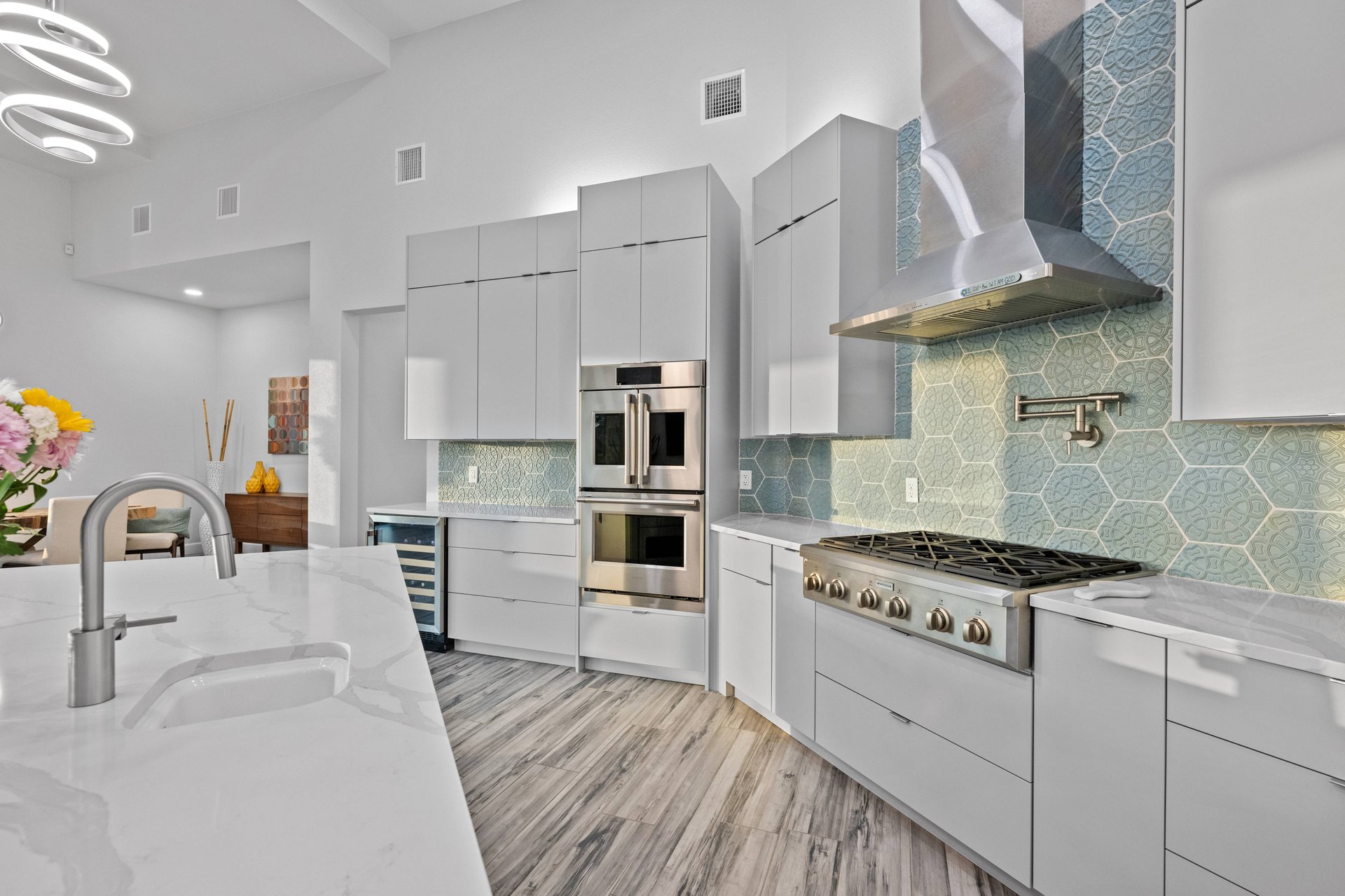 2912 Patriot Drive & 3002 Point Cove