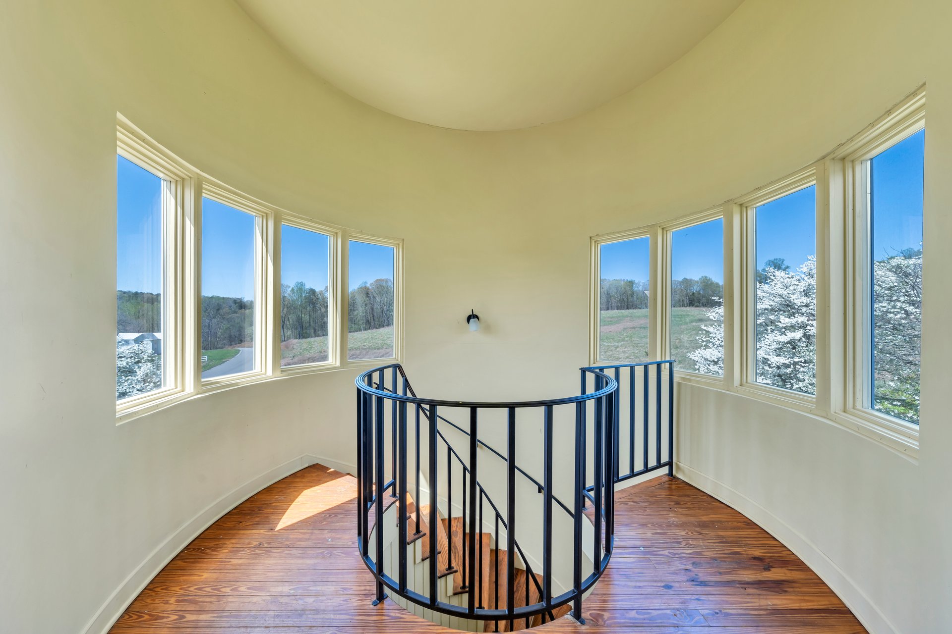 103 Crestview Road