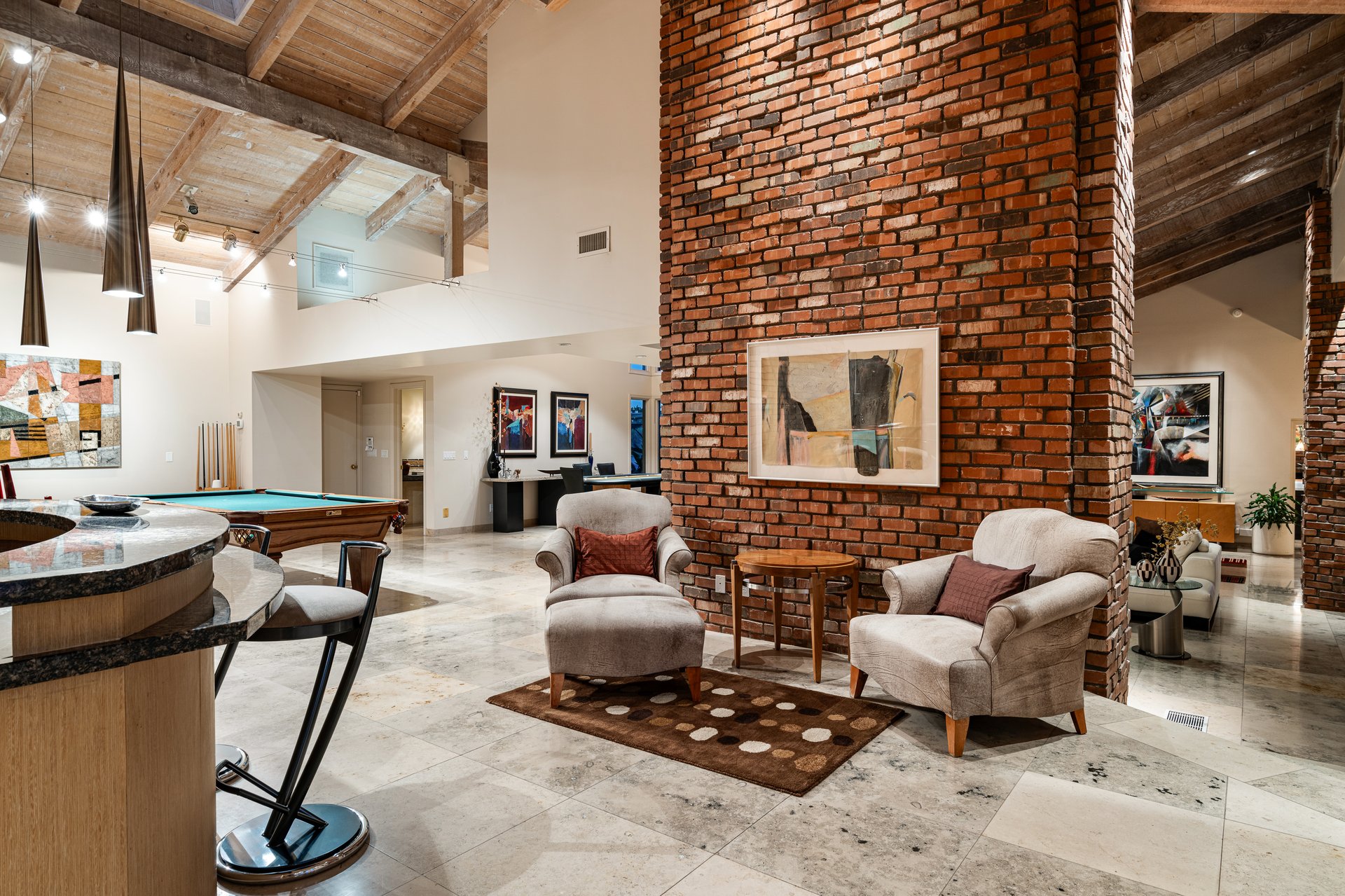 Luxury PV Hilltop Sanctuary