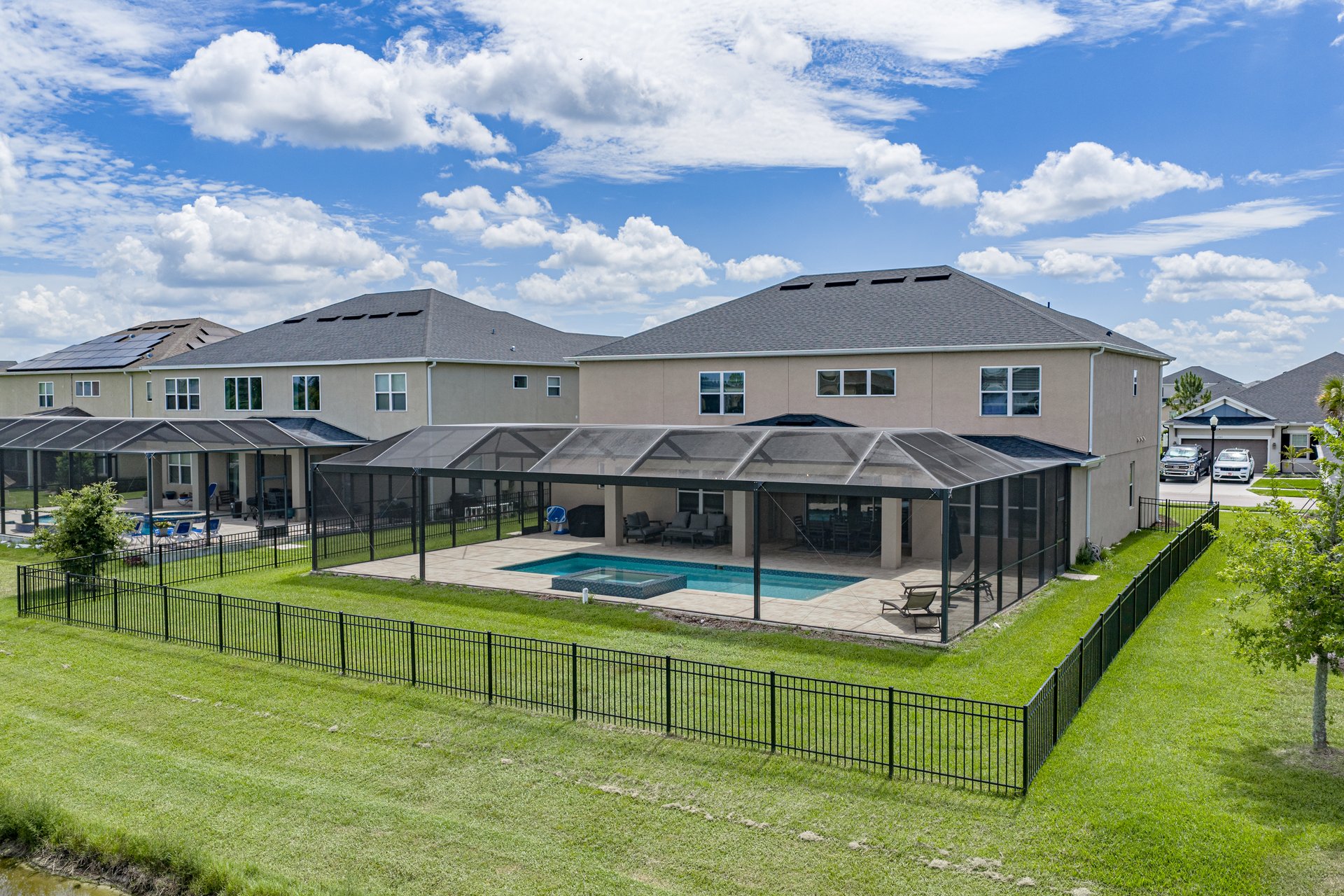 6978 BRADBURY CIR