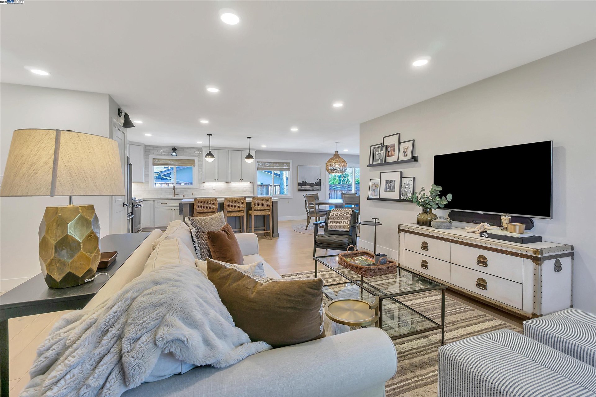 926 Amhurst Ct