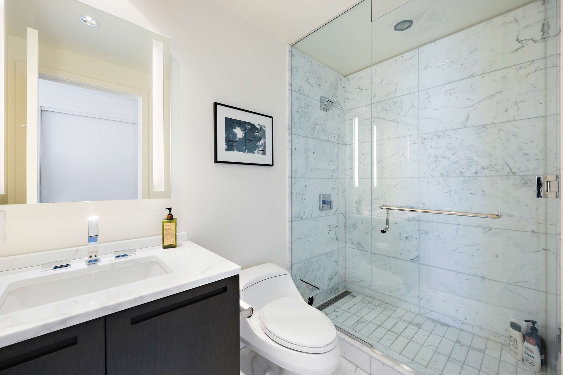 Suite 3006- 180 University Avenue