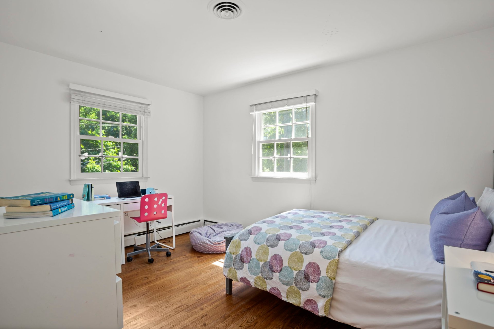 12 Saint George Place