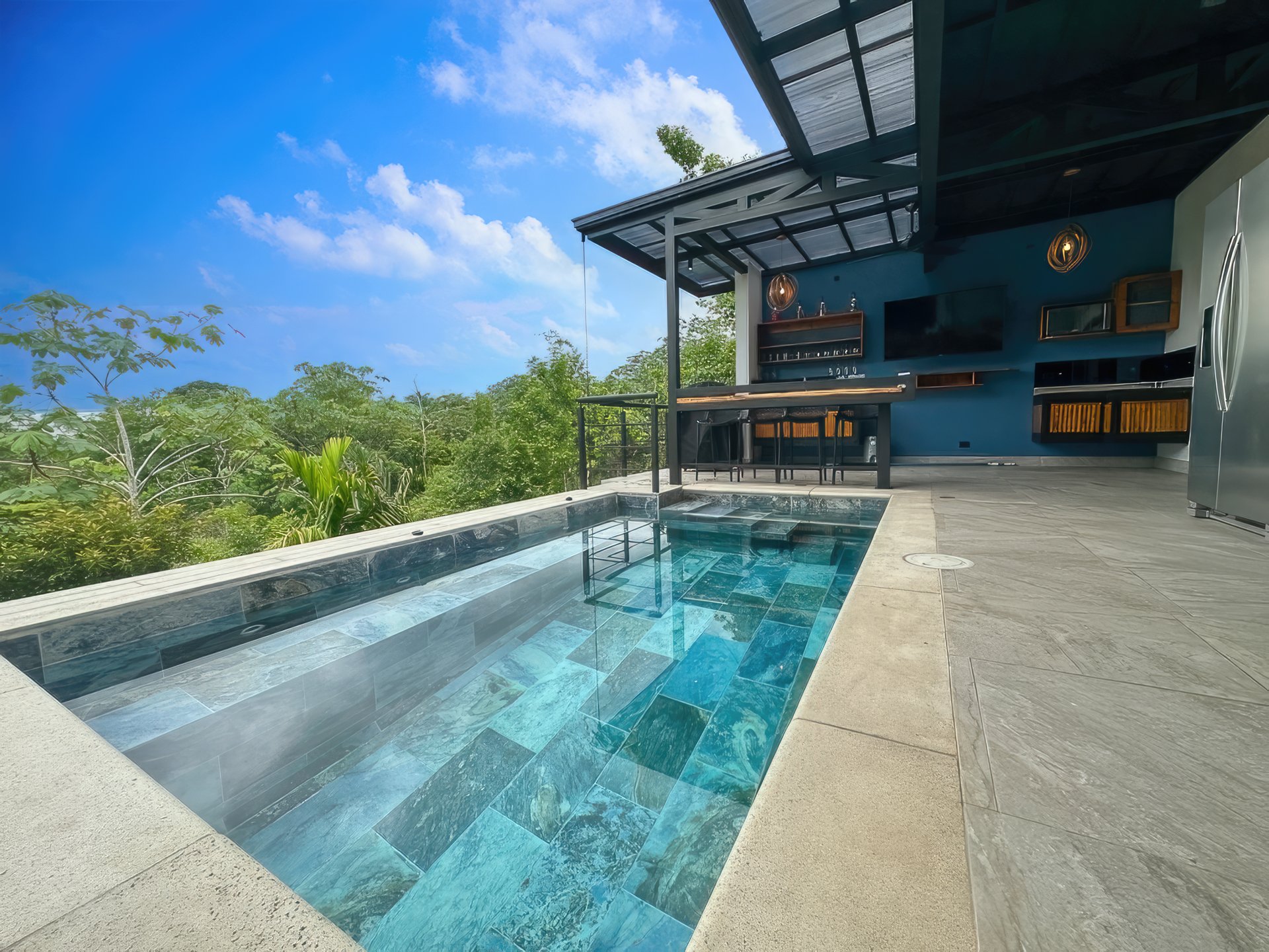 Casa Palma, Brand New Luxury 3 bedroom, 4 bathroom home with Amazing Sunset View in Quepos