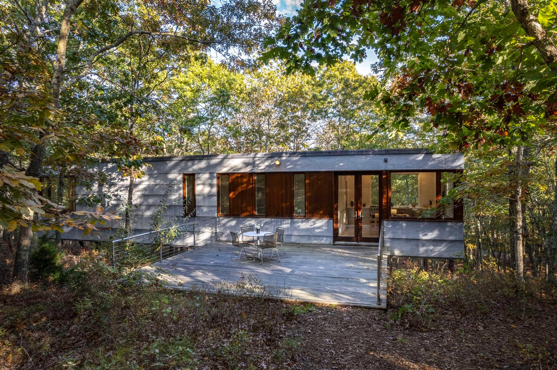 "The Modern Treehouse" in Water Mill, Stunning Design with Room to Expand